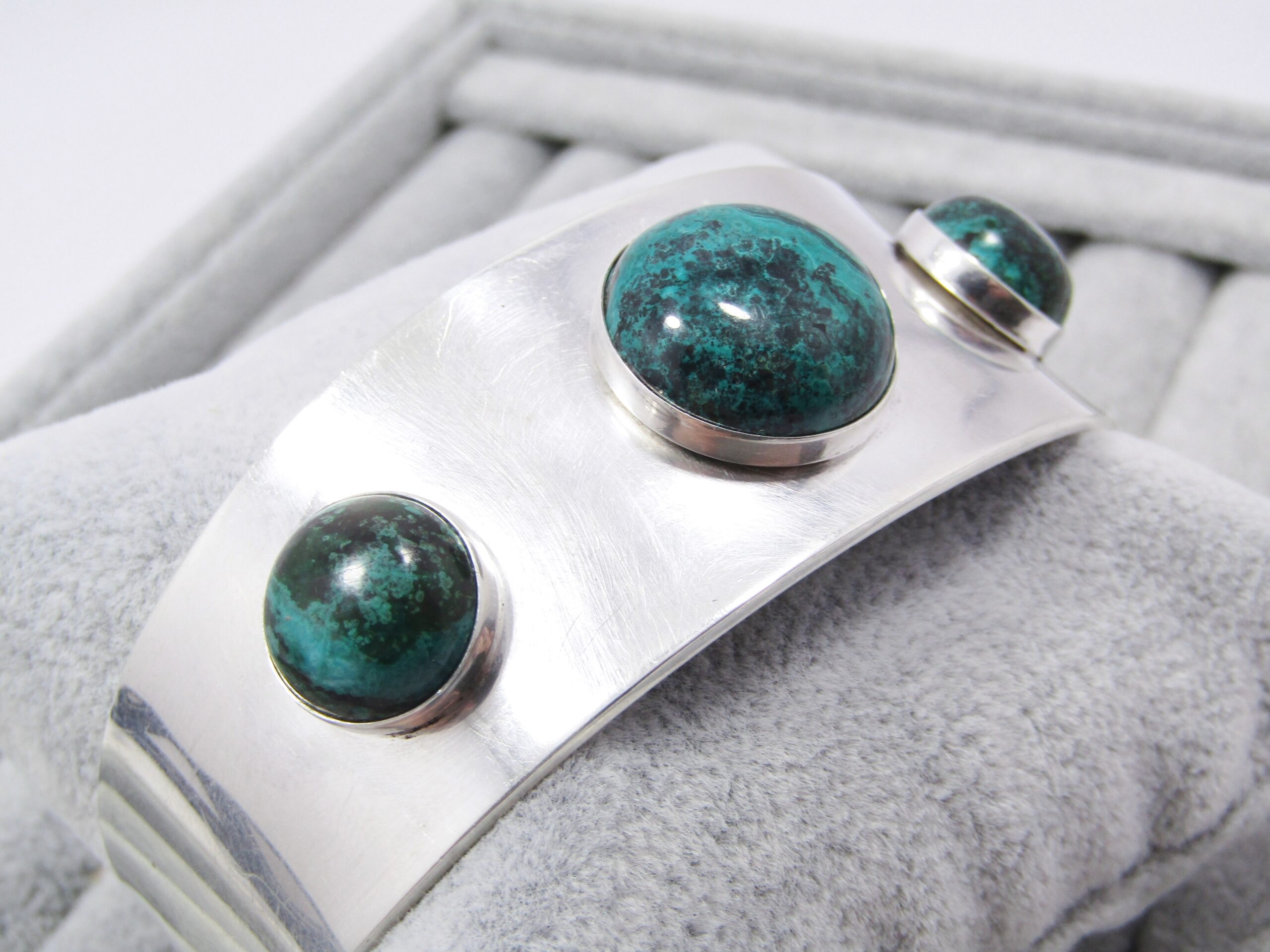 Gorgeous Chunky Cuff Bangle with Eilat Stones in Silver