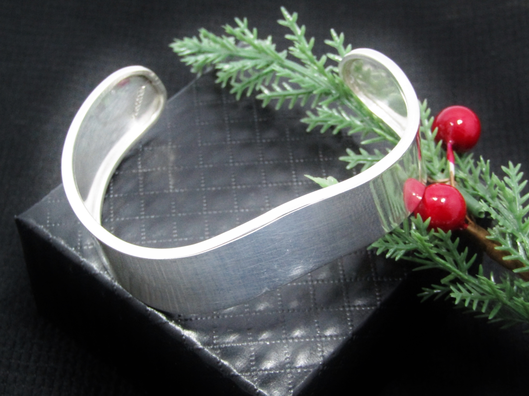 Gorgeous Broad Mexican Cuff Bangle in Sterling Silver