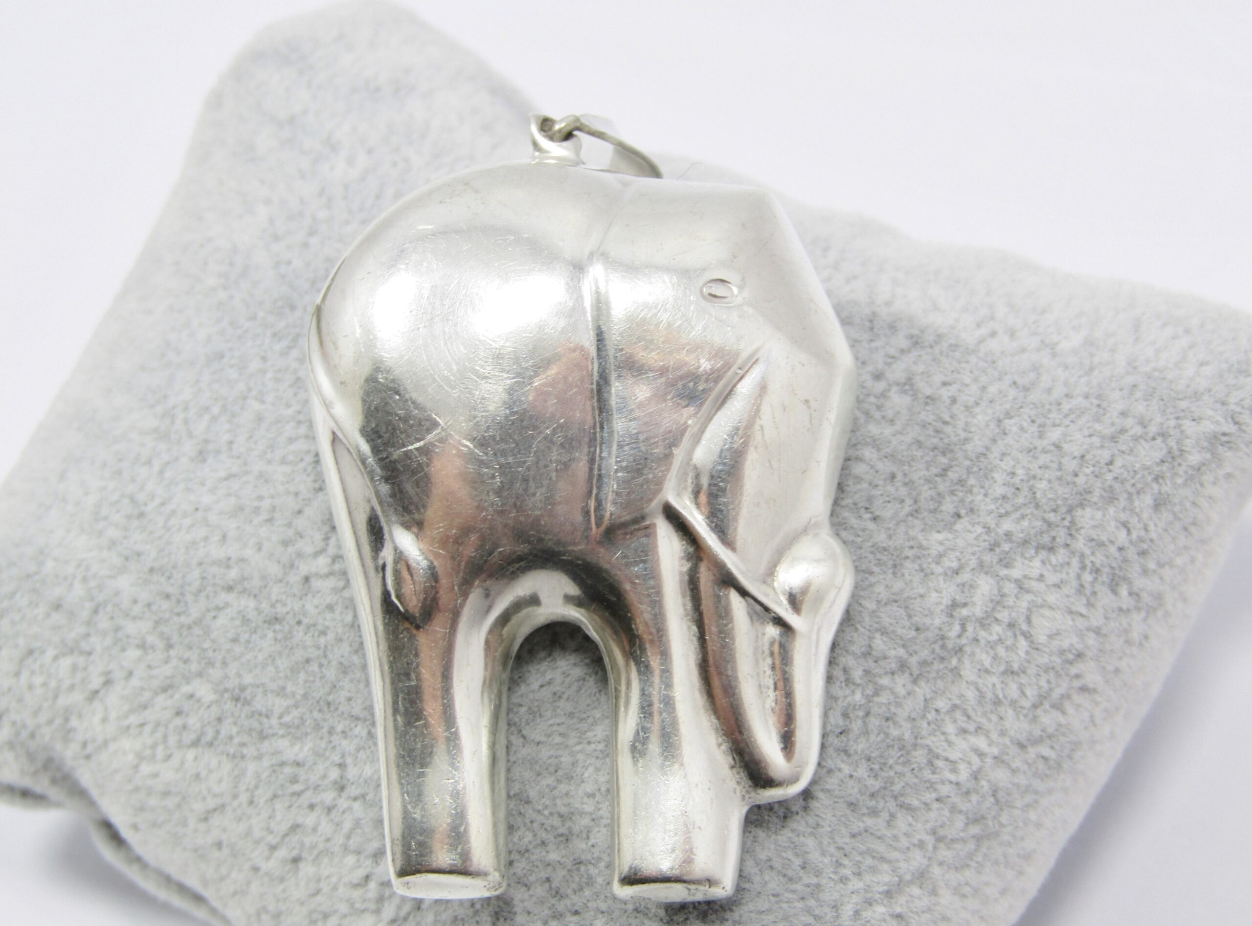 A Lovely Large Puffy Elephant Pendant Sterling Silver