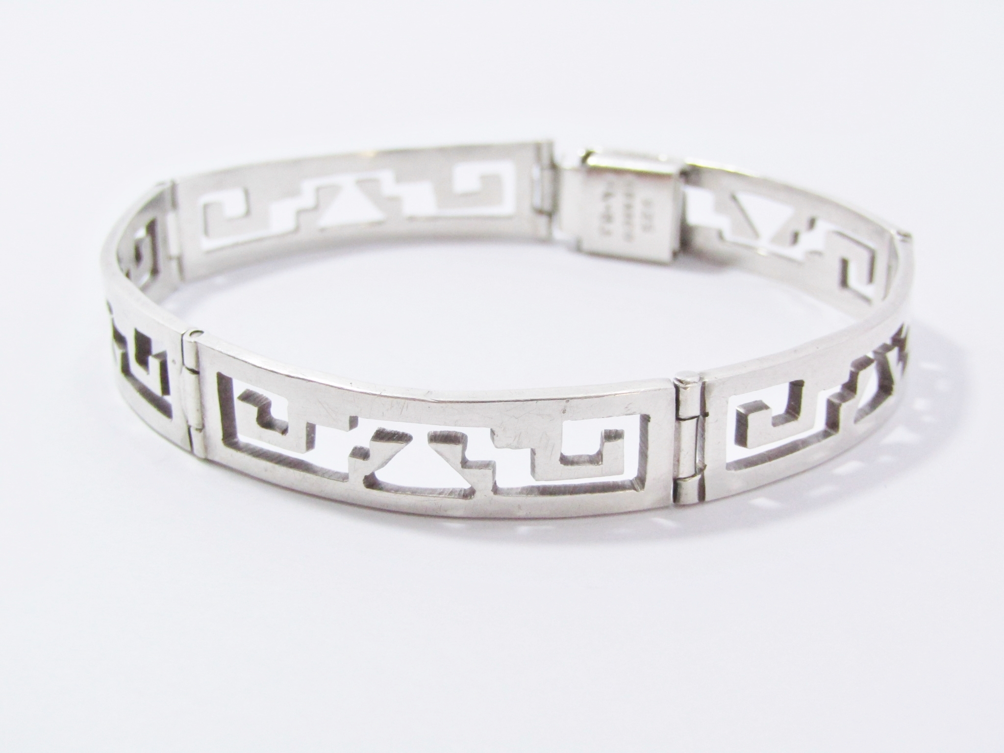 A Gorgeous Taxco Mexico Bracelet in Sterling Silver.