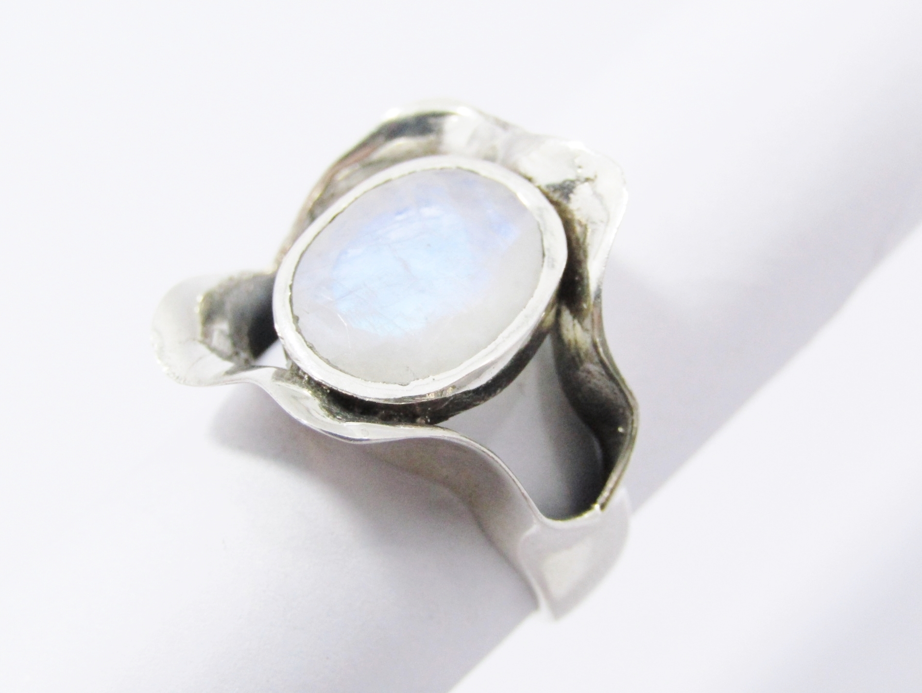 A Lovely Handmade Moonstone Ring in Sterling Silver.