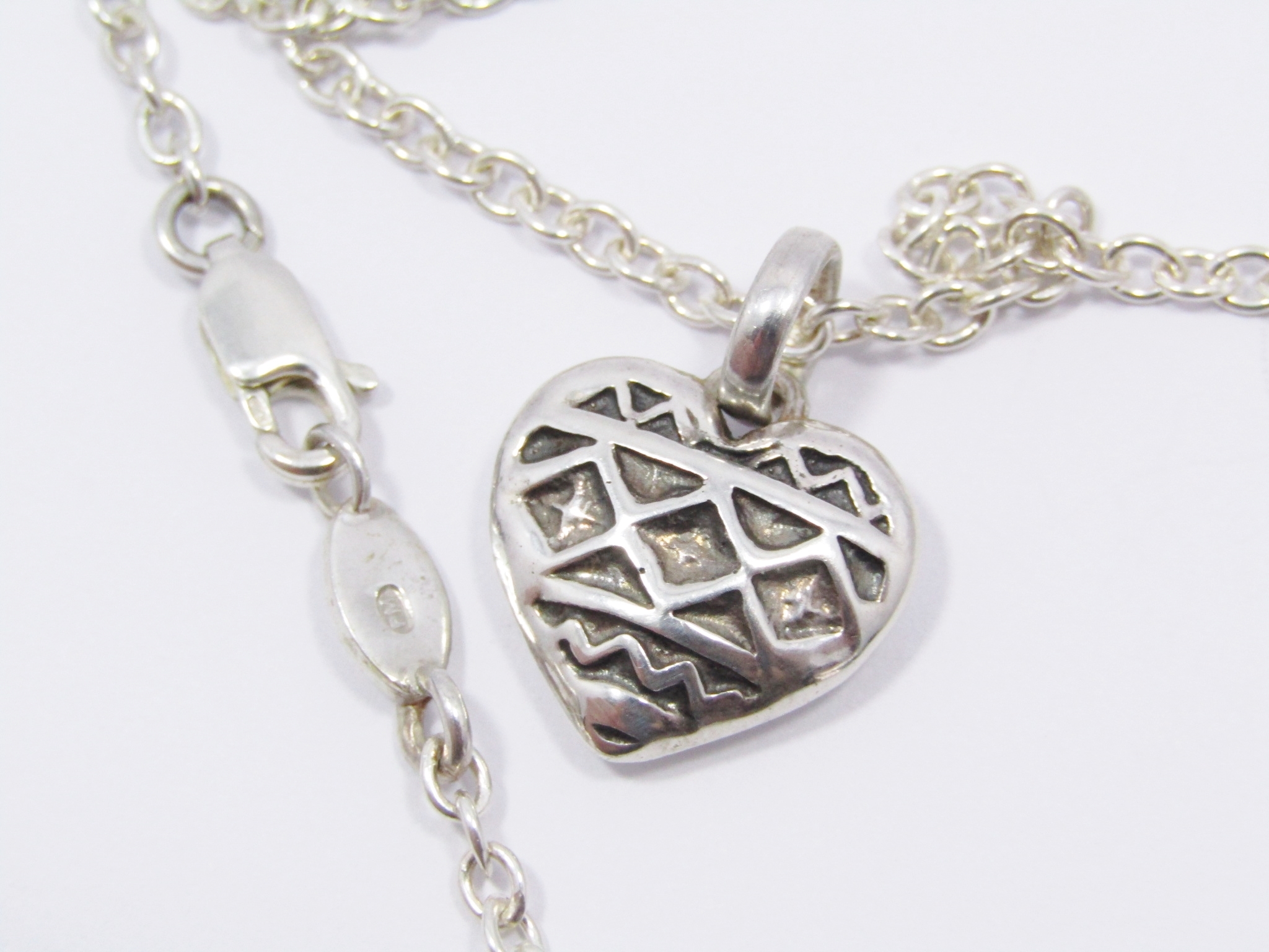 Stunning! Patrick Mavros “Heart of Africa” Pendant with Chain