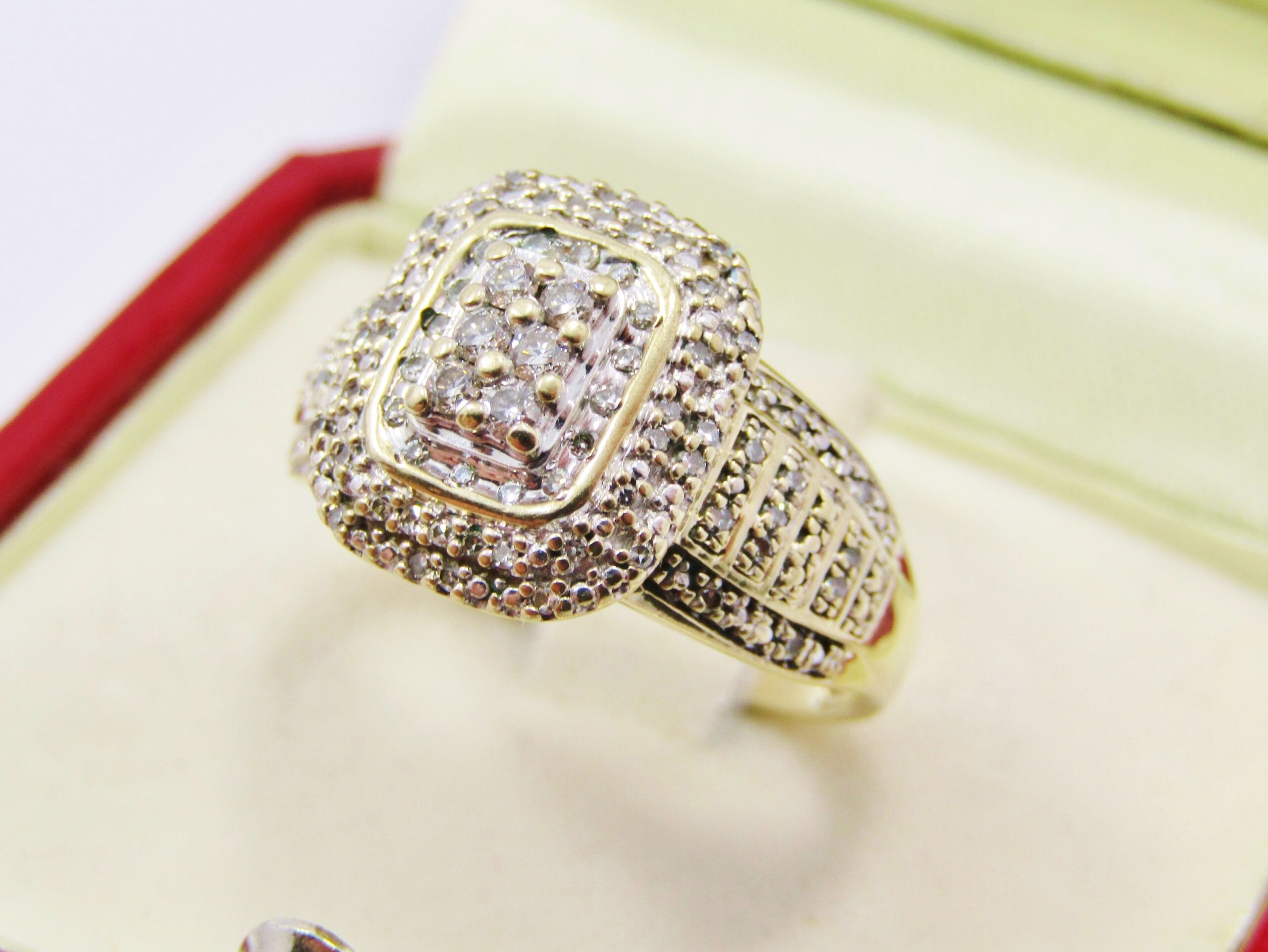 A Beautiful Micro Set 9ct Gold Ring With Diamonds