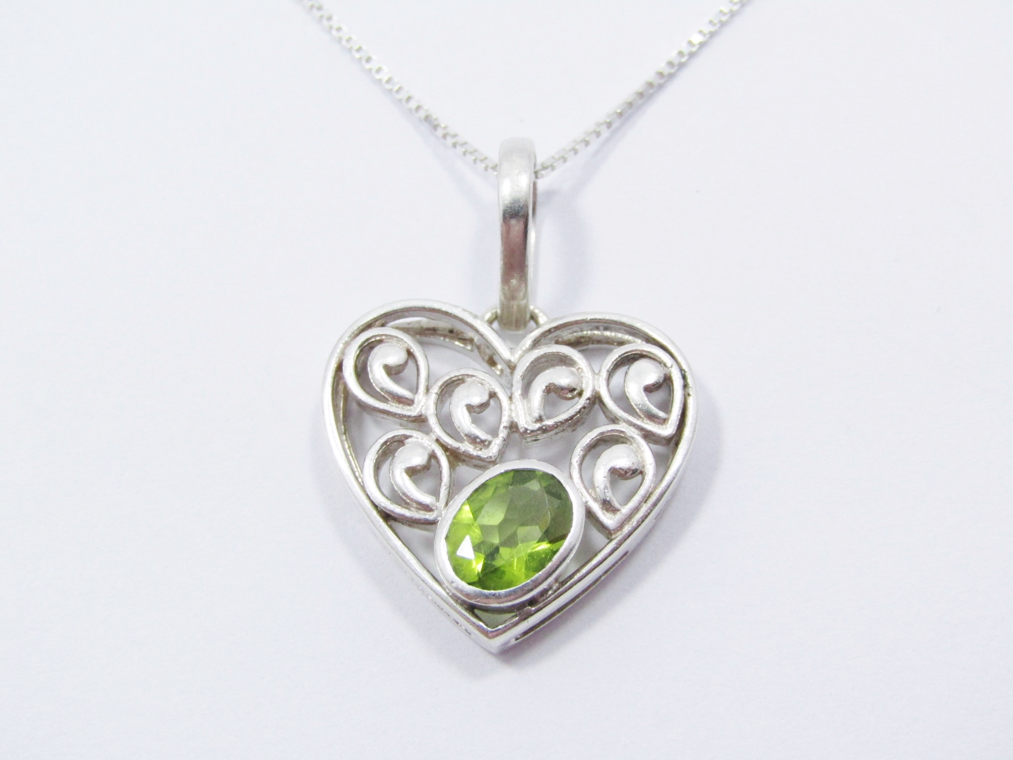 A Lovely Zirconia Heart Pendant on Chain in Sterling Silver.
