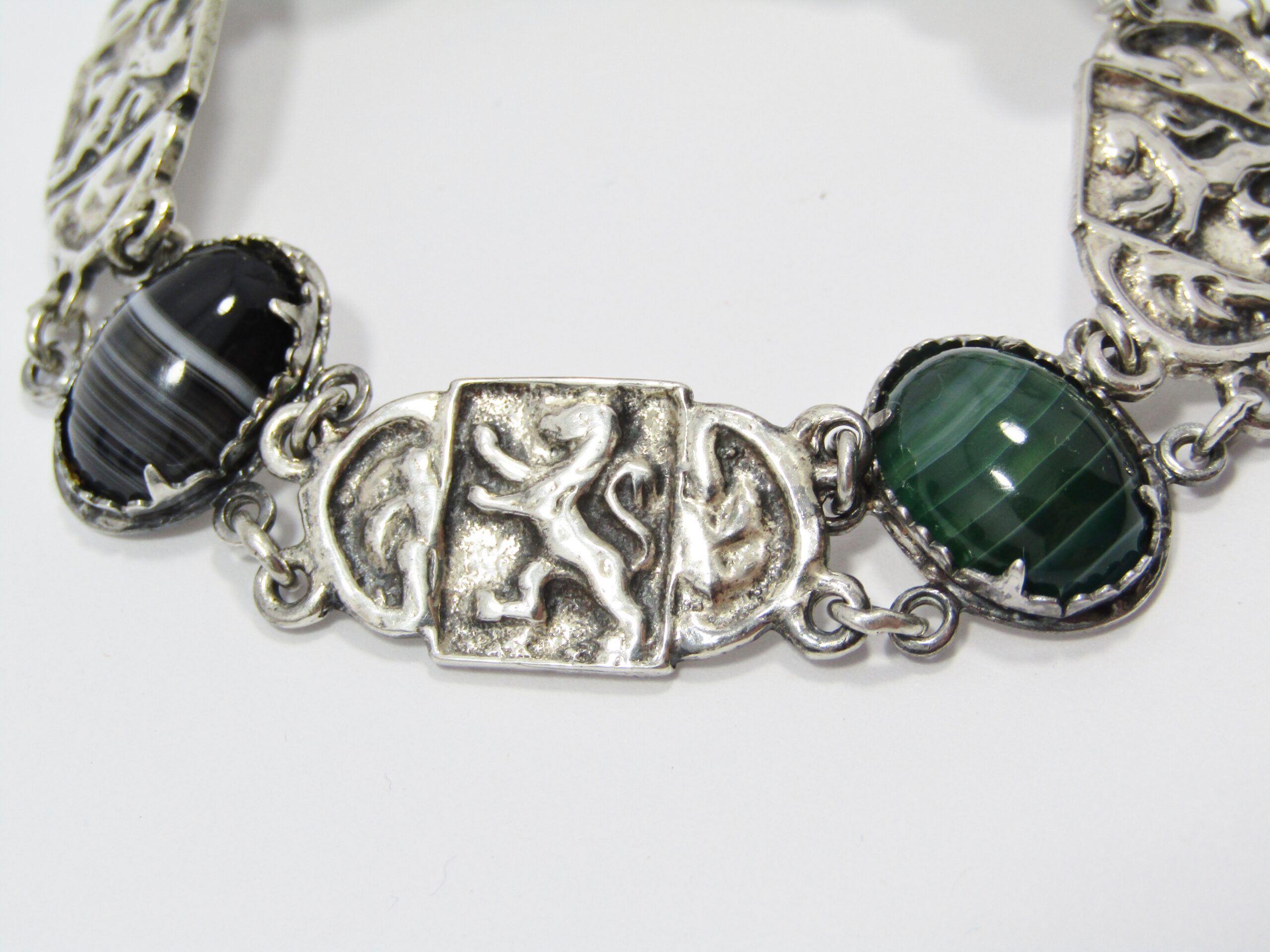Vintage (c1961) Scottish Silver & Agate Bracelet