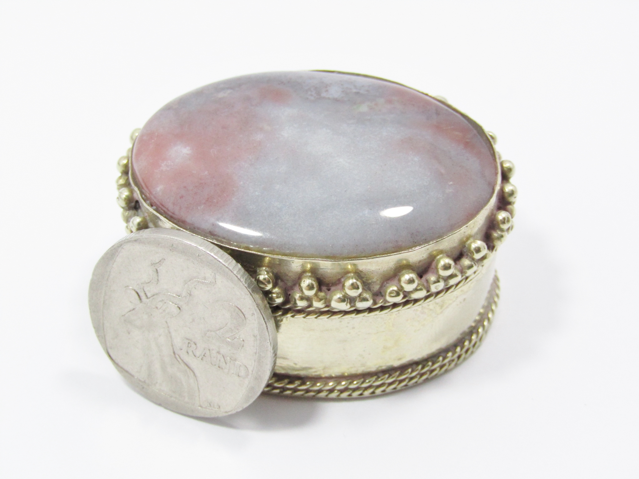 An Amazing Agate Stone Pill Box in a Silver Tone