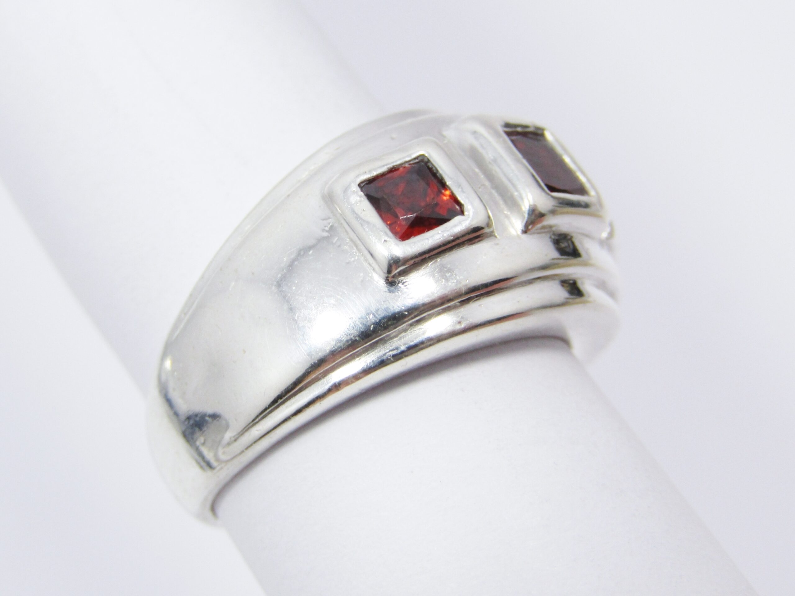 A Gorgeous Chunky Garnet ring in Sterling Silver