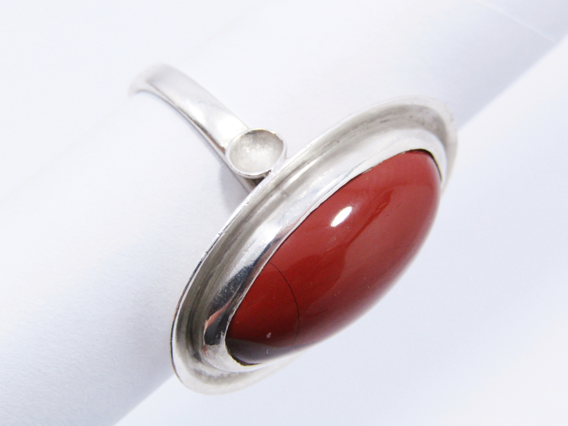 A Lovely Jasper Stone Ring in Sterling Silver