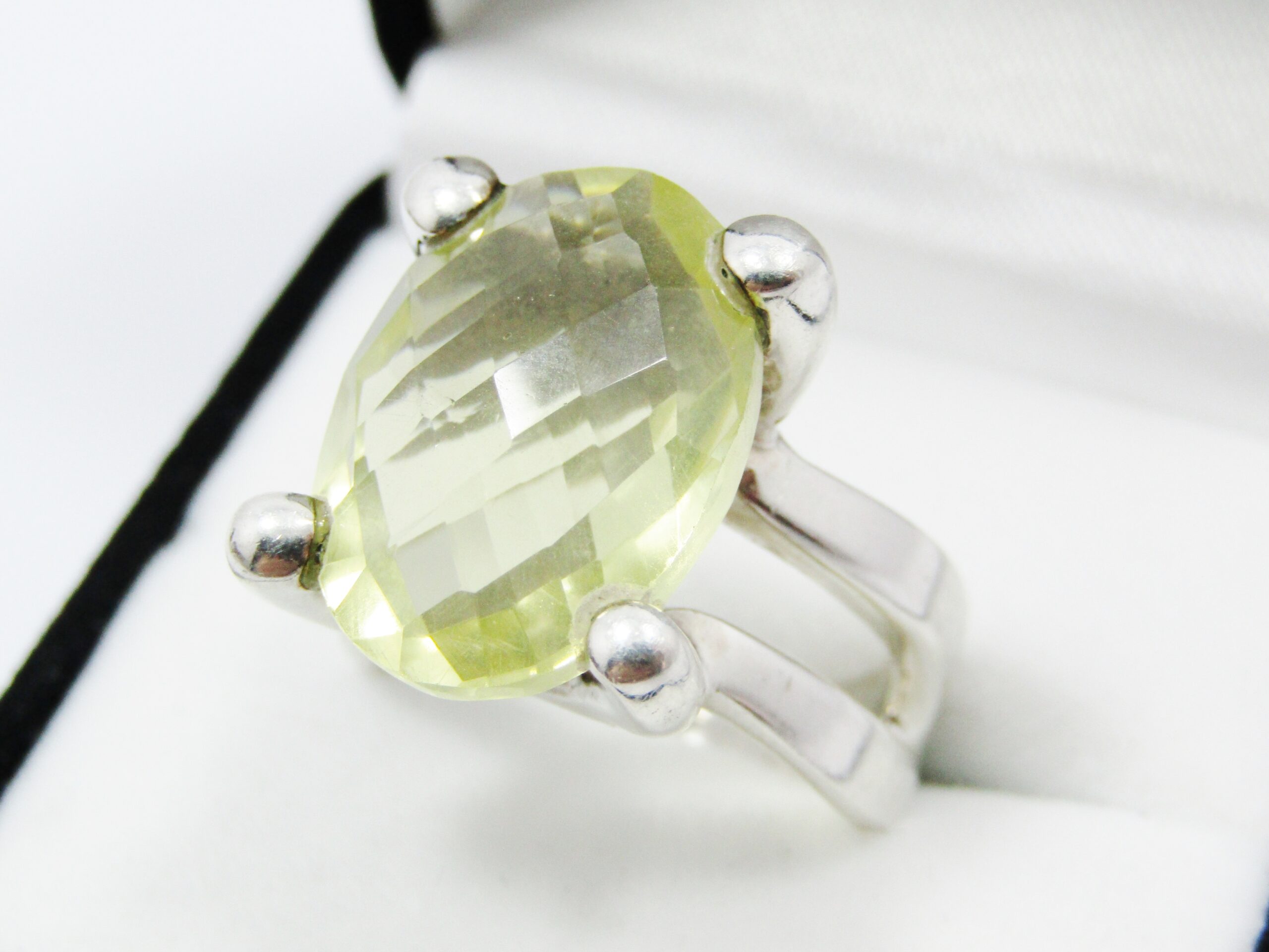 A Beautiful Radiant Lemon Quartz Solitaire Design Ring in Sterling Silver