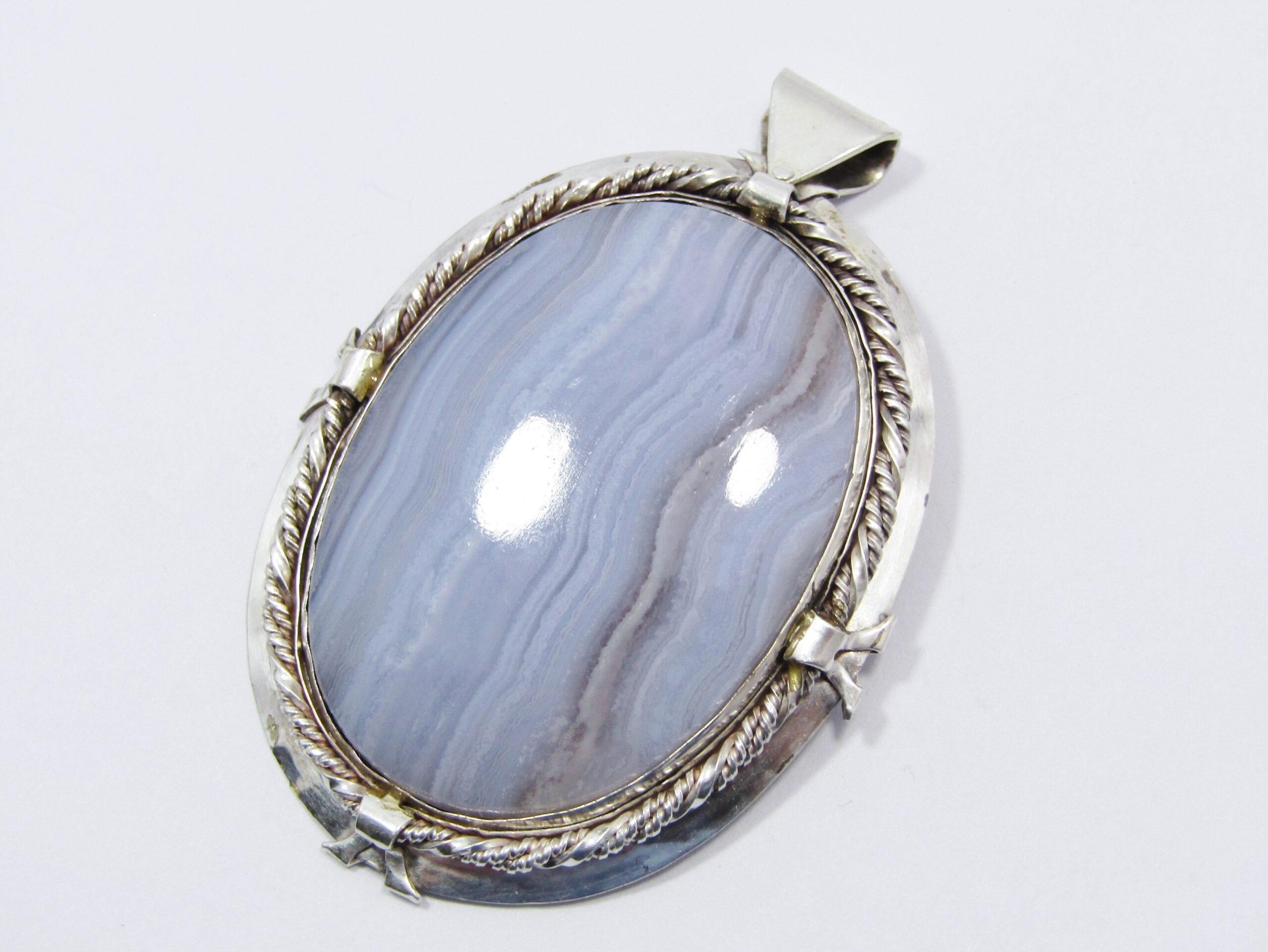 A Stunning Huge Lace Agate Pendant/Brooch in Sterling Silver.