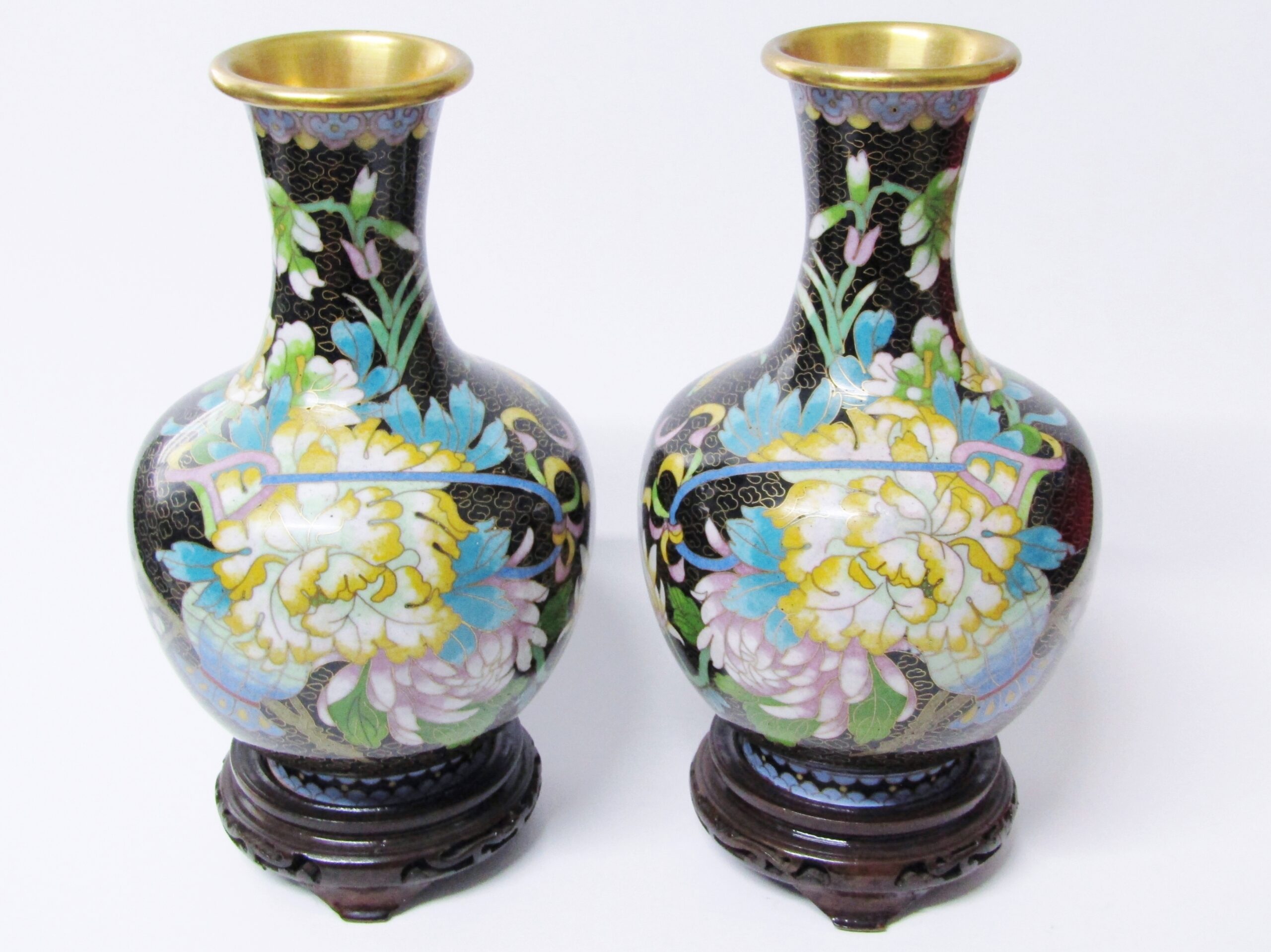 Exquisite! Pair of Detailed Cloisonne Vases on Stands