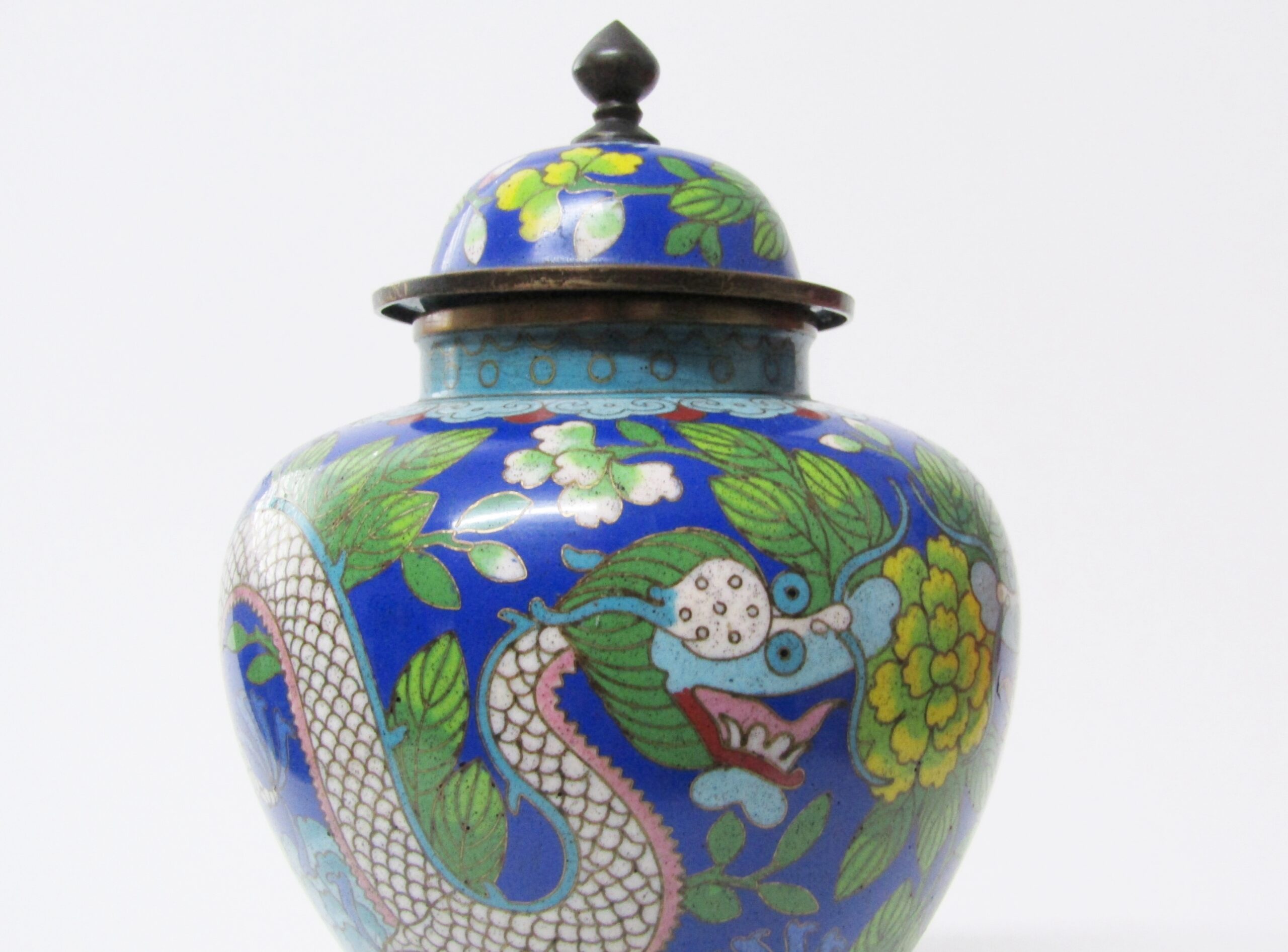 Beautiful! Antique Oriental Dragon Cloisonne Ginger Jar
