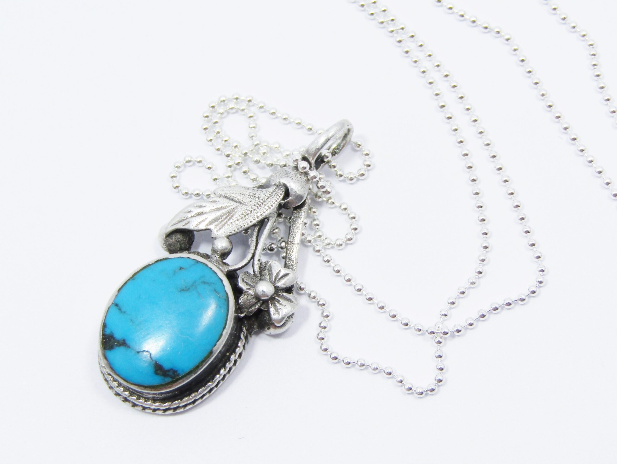 A Lovely Vintage Design Faux Turquoise Pendant on Chain in Sterling Sil