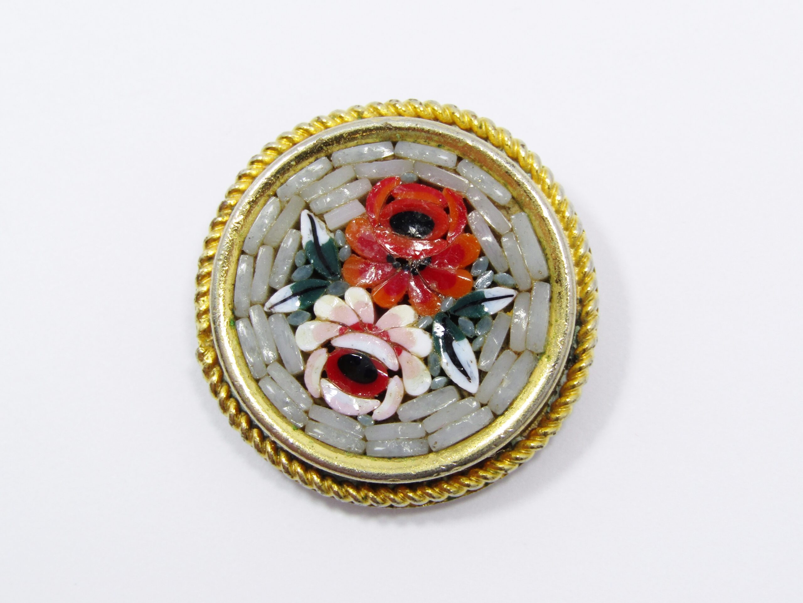 A Gorgeous gold Tone  Micro Mosaic brooch
