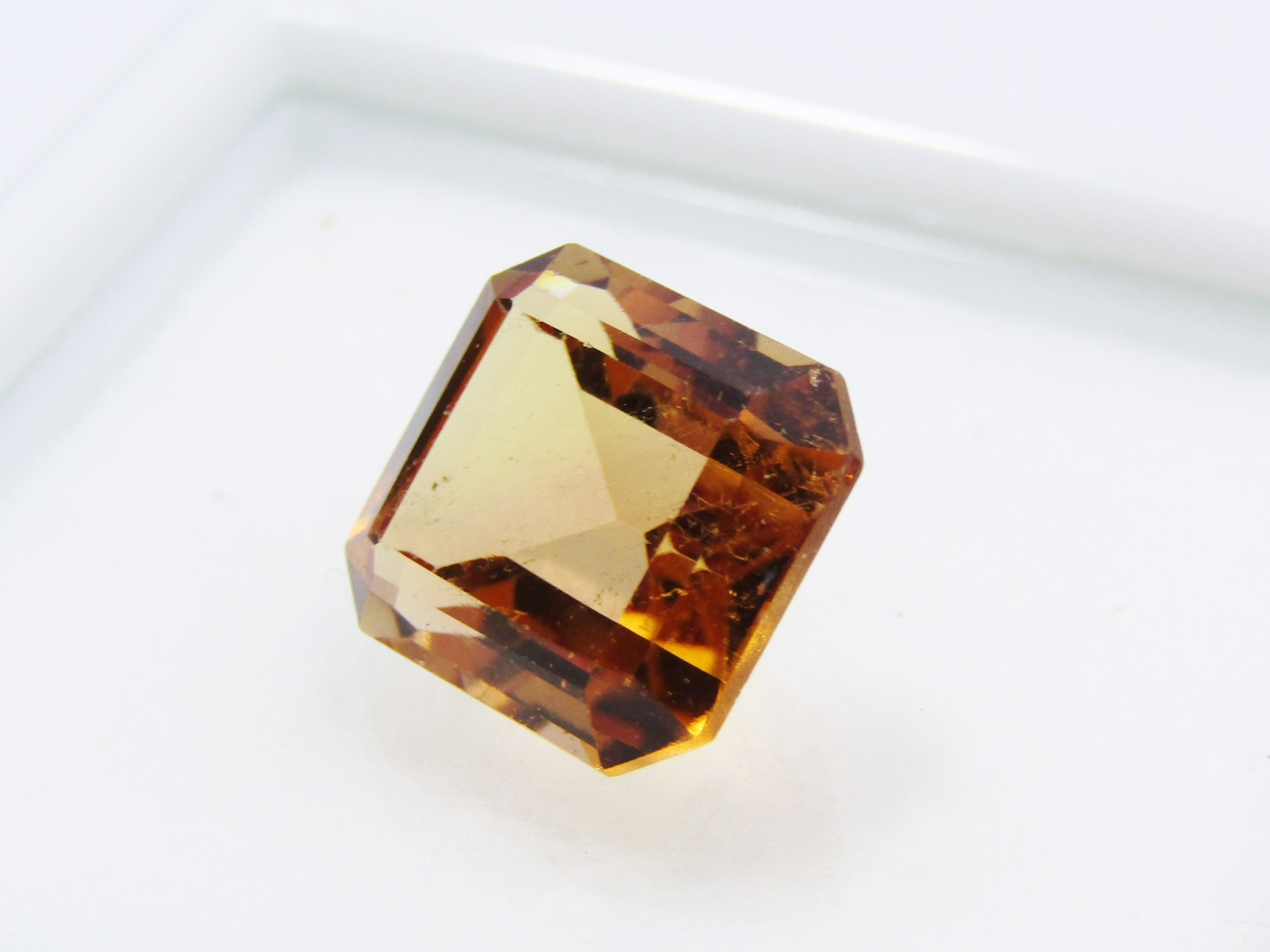 Lovely 4.75ct Vivid Brandy Orange Topaz Gemstone