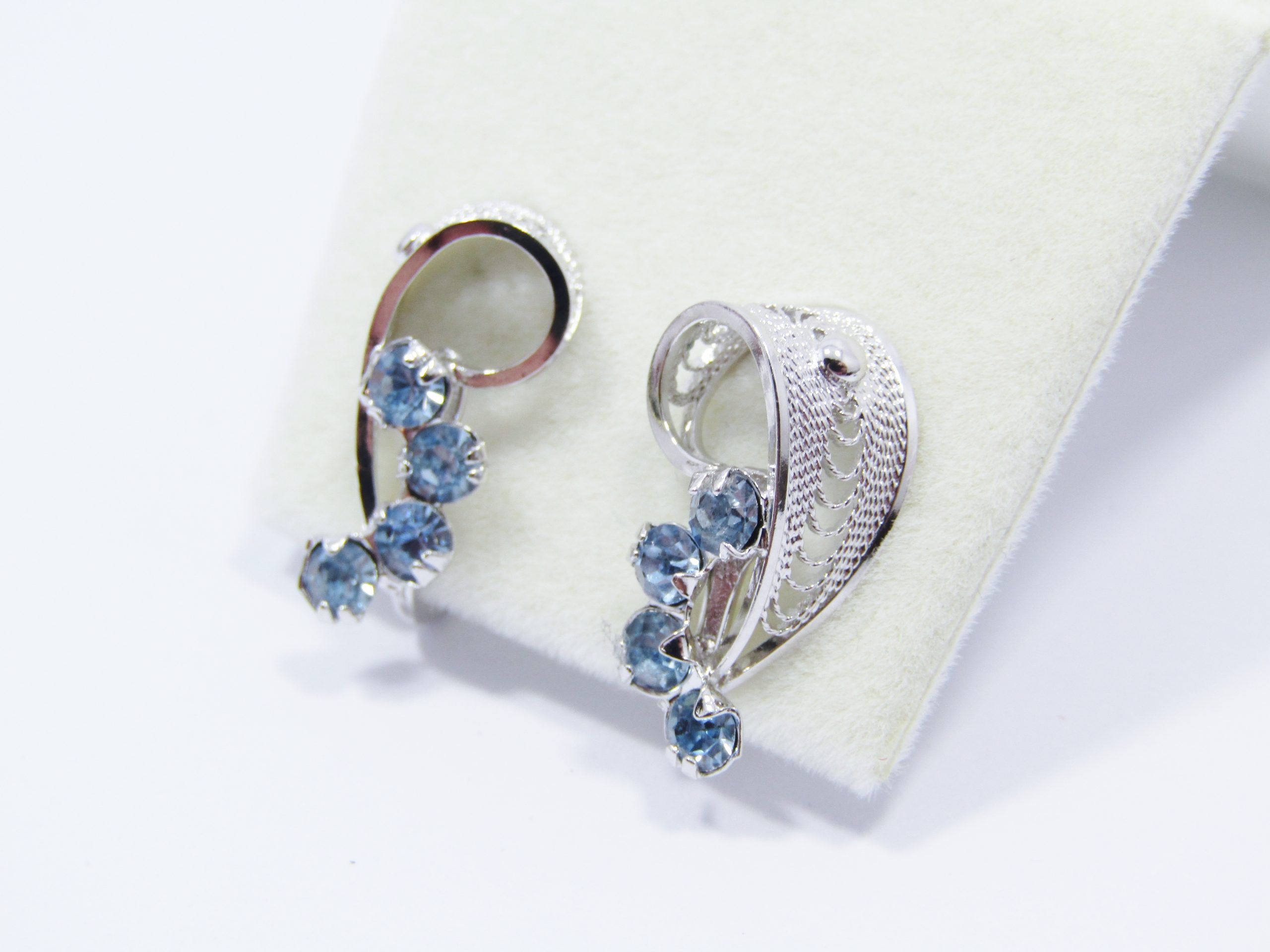 A Beautiful Pair of Vintage Design Screw Back Earrings With light Blue paste Stones in Sterling Silver.