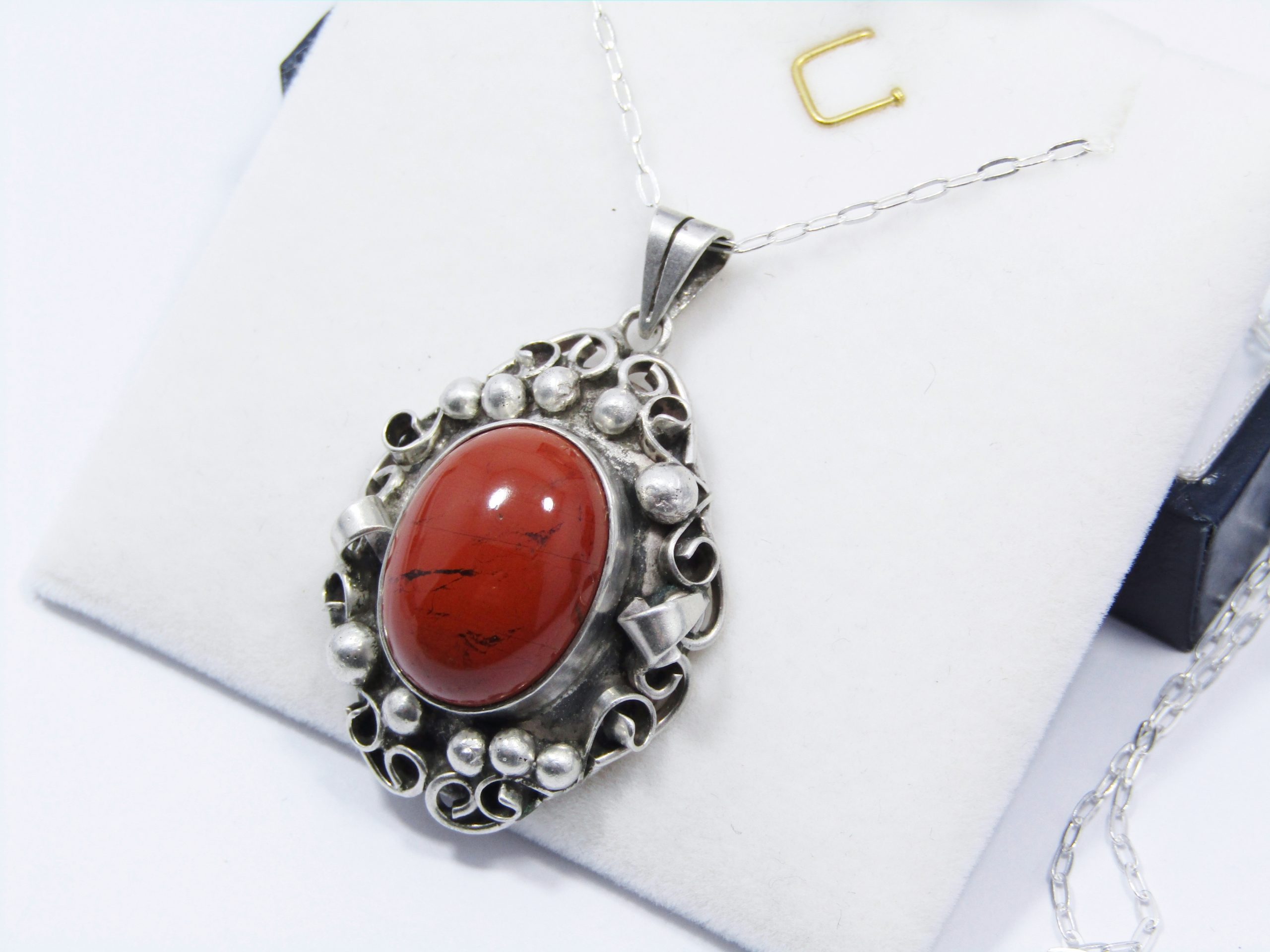 Gorgeous Vintage Design Jasper Pendant on Chain in Sterling Silver