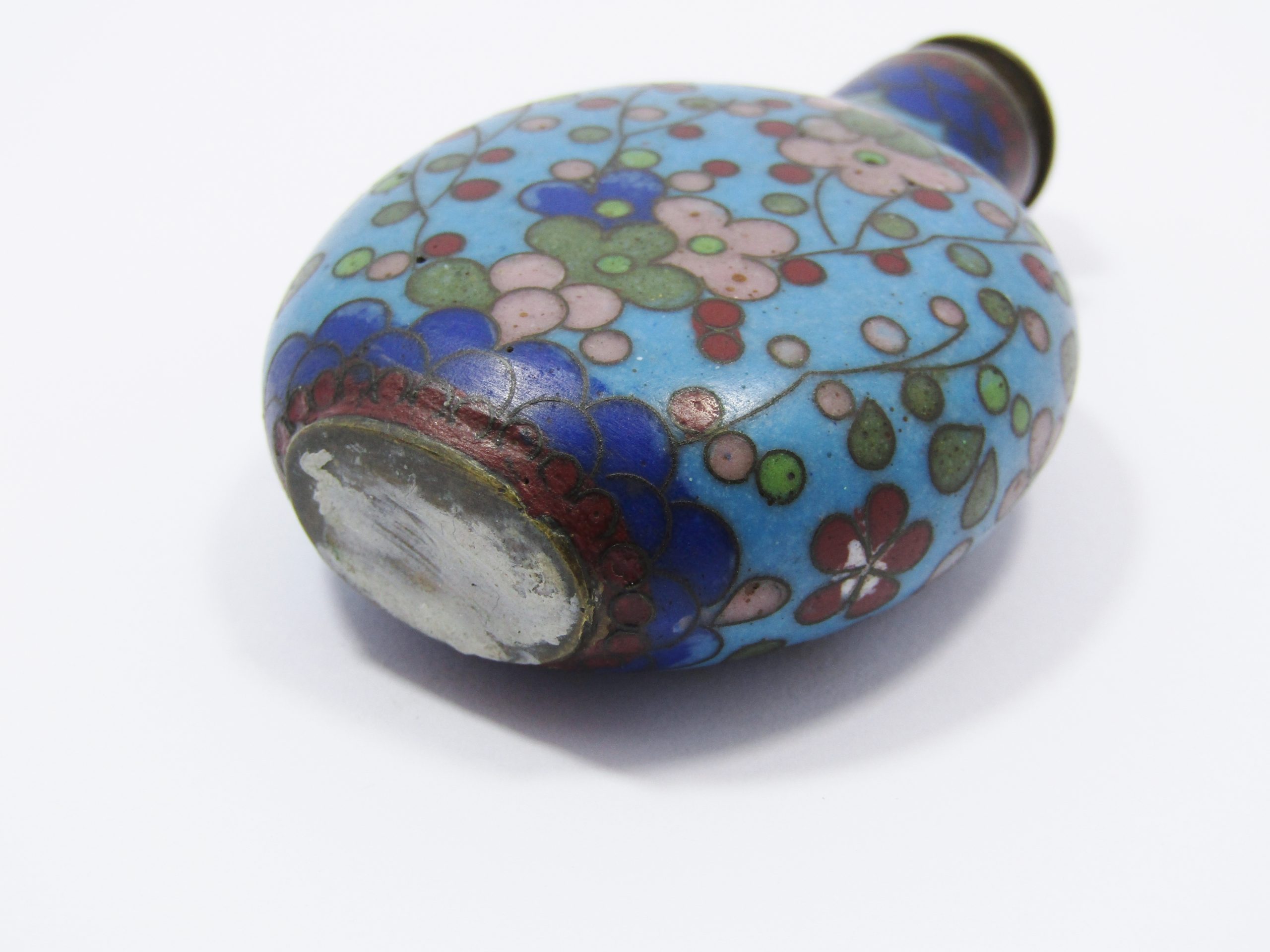 A Beautiful Vintage Cloisonne Snuff Bottle