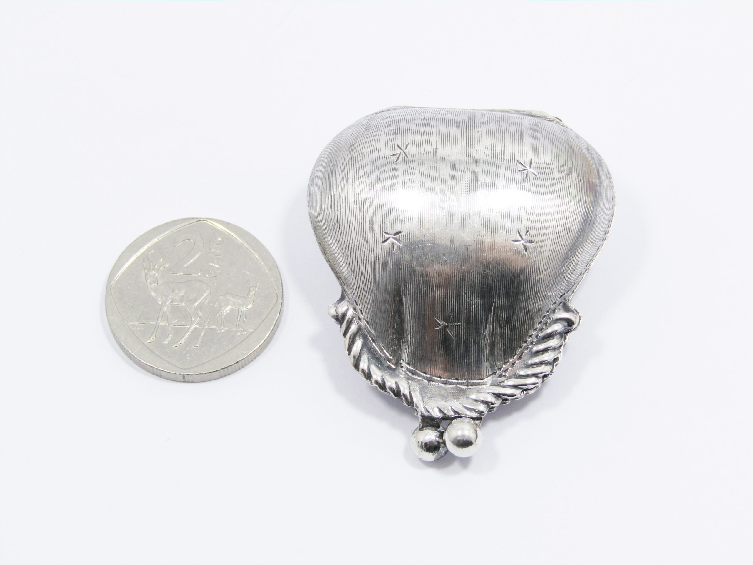 A Beautiful Vintage Pill Purse in 800 Silver