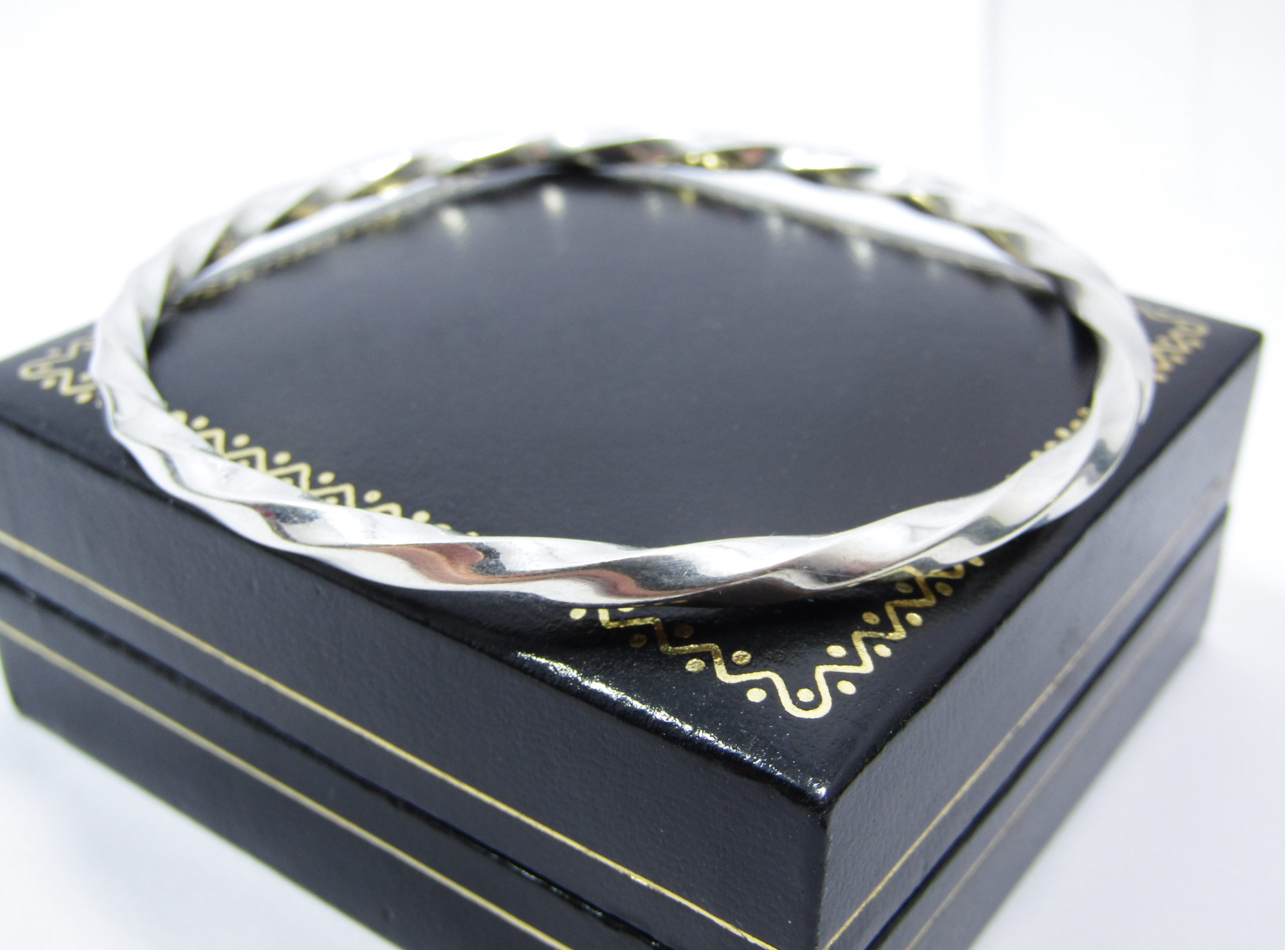 Lovely Twisted Bangle in Sterling Silver