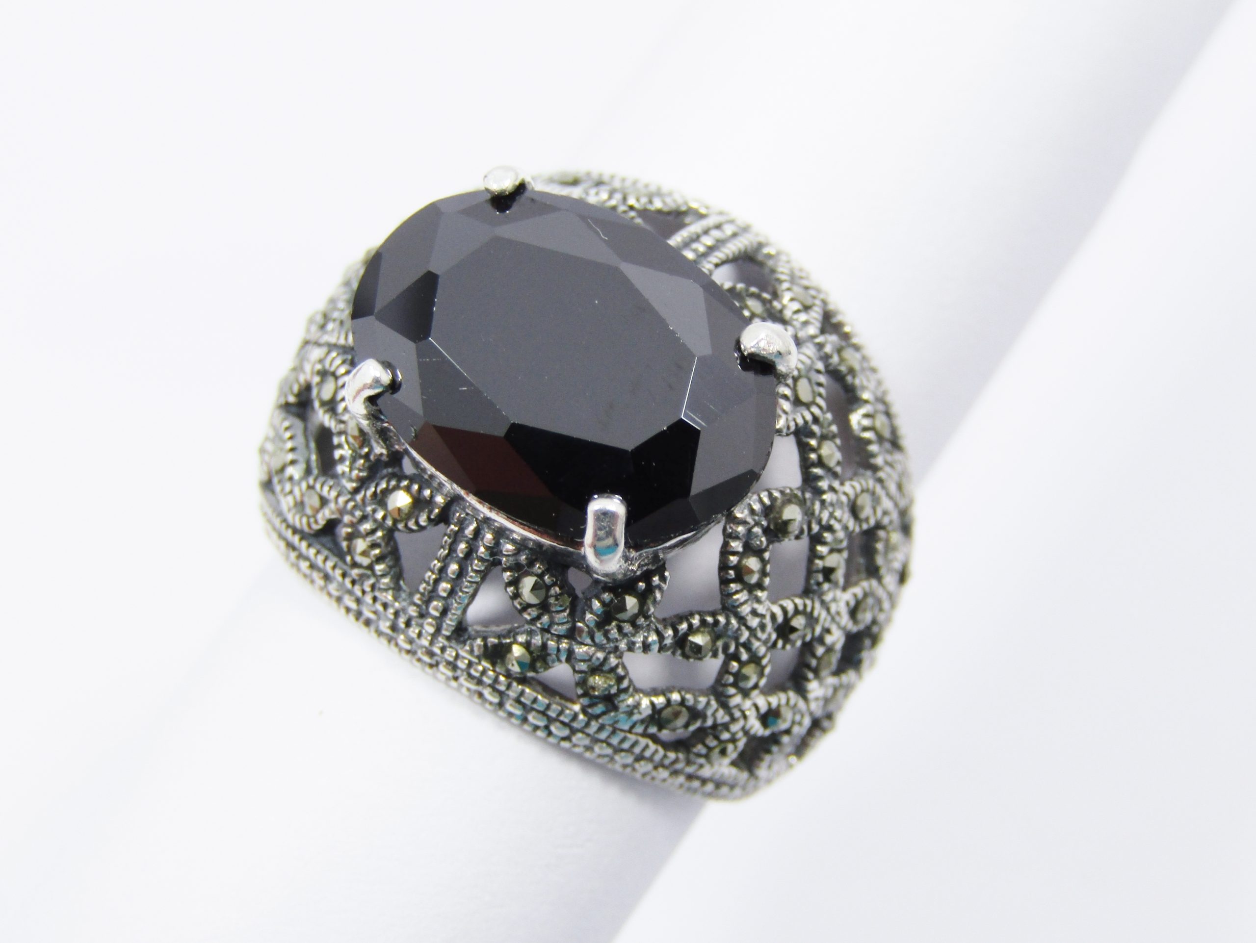 Filigree Basket Design Marcasite Ring With a Black Stone in Sterling Silver