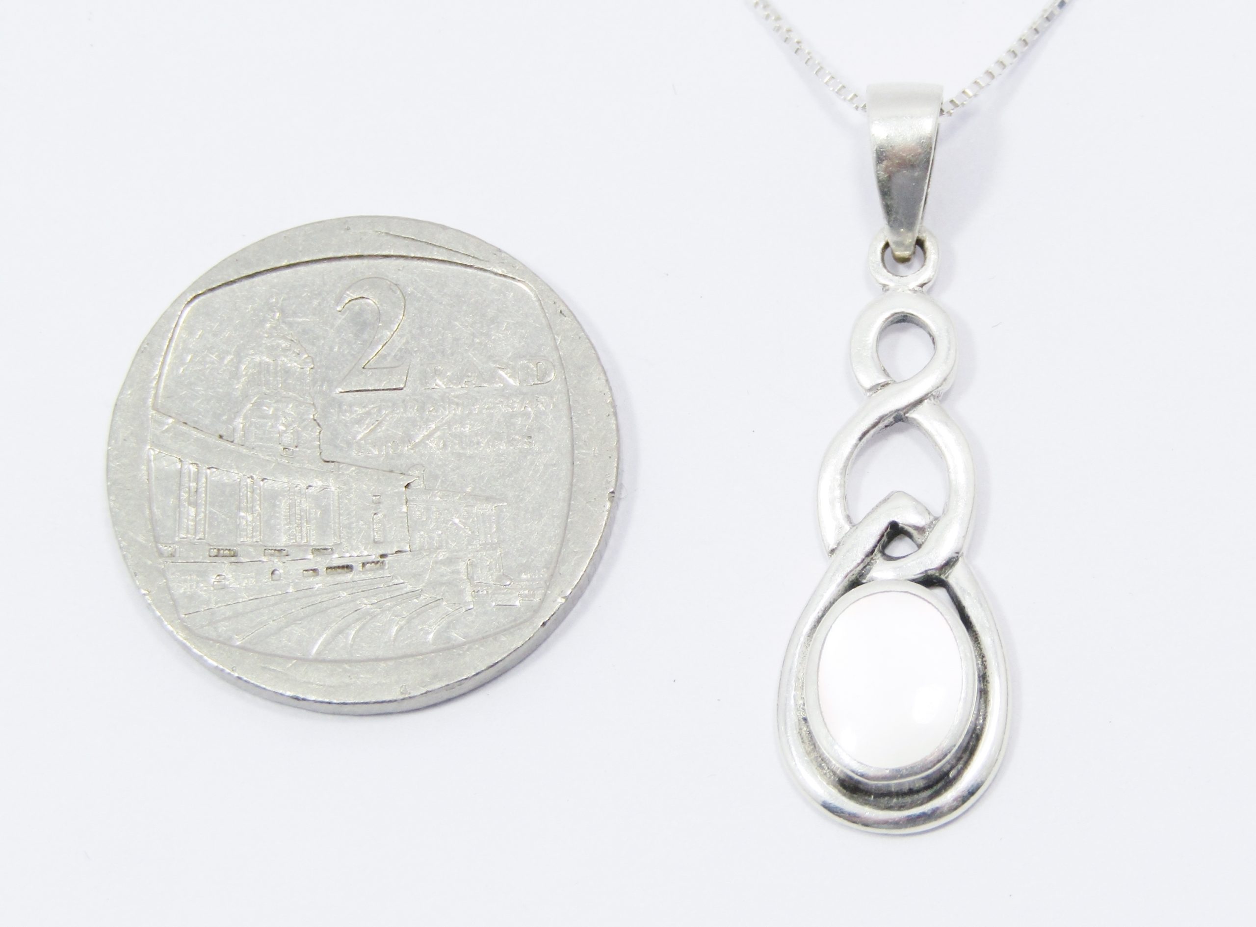 A Lovely Mother of Pearl Pendant on Chain in Sterling Silver