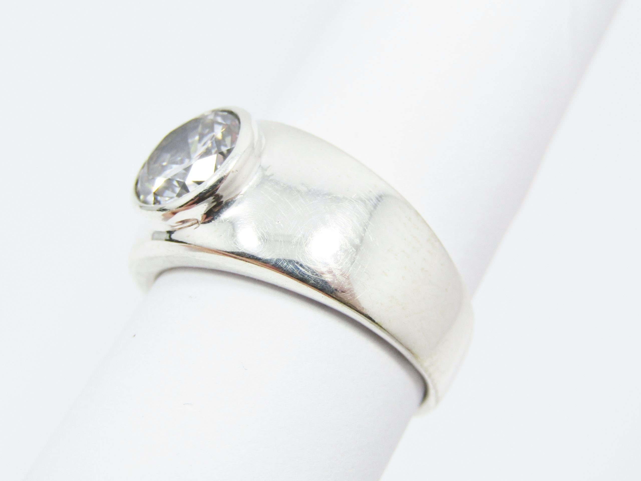 A Lovely Solid Zirconia Ring in Sterling Silver.