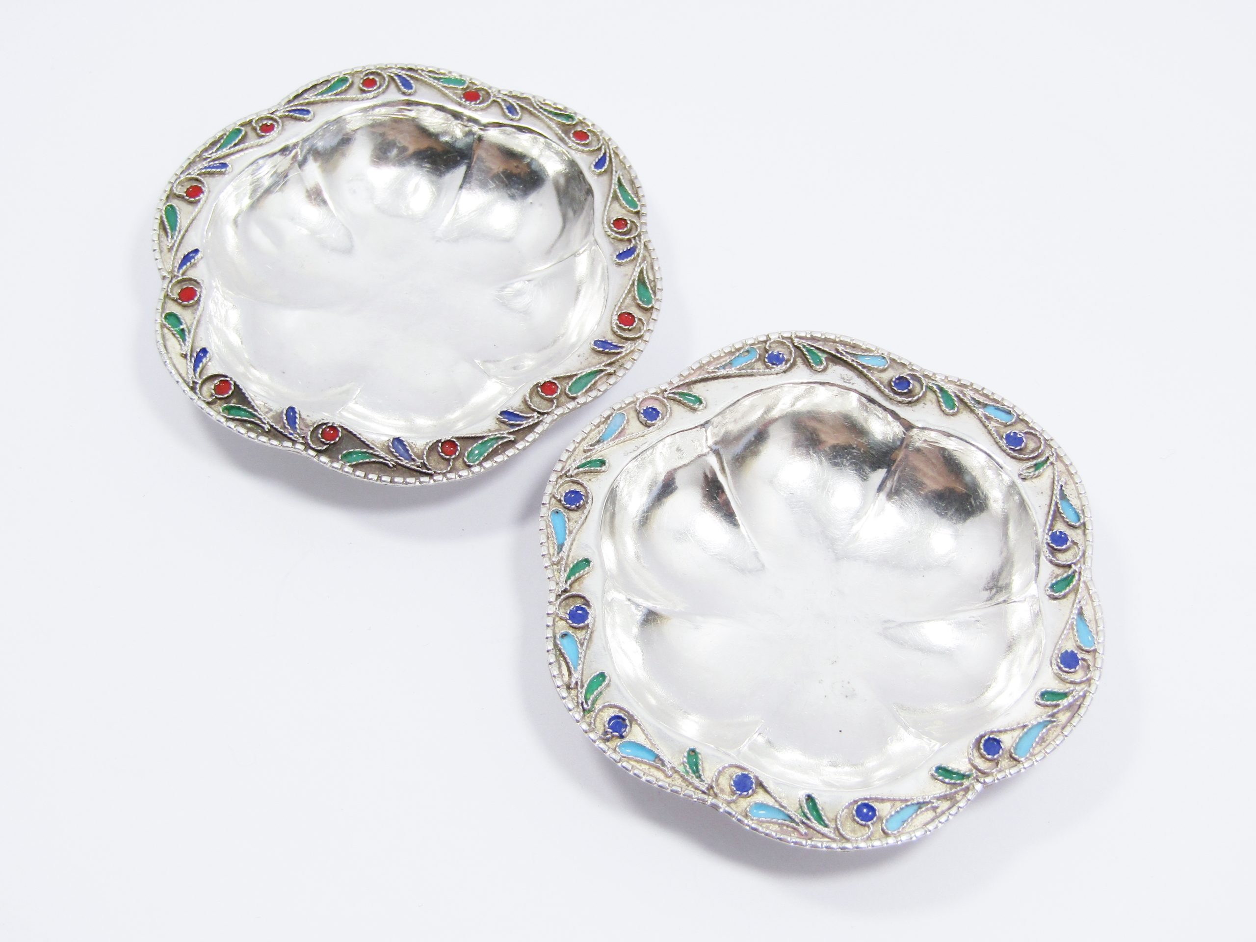 Beautiful Vintage Greek Pair of Fine Silver Pin Dishes