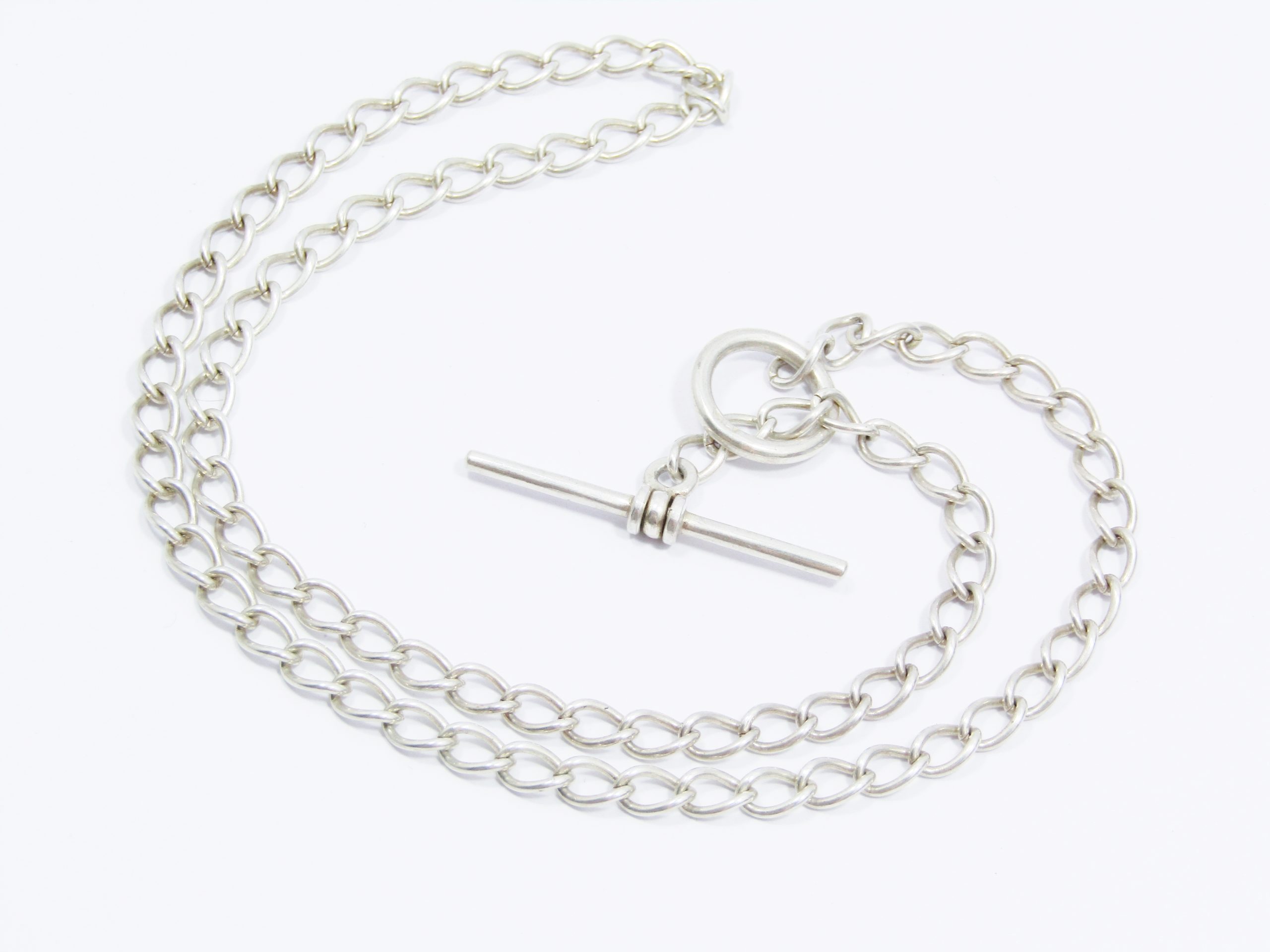 A Beautiful Oval Link Necklace With a Fob Clasp in Sterling Silver