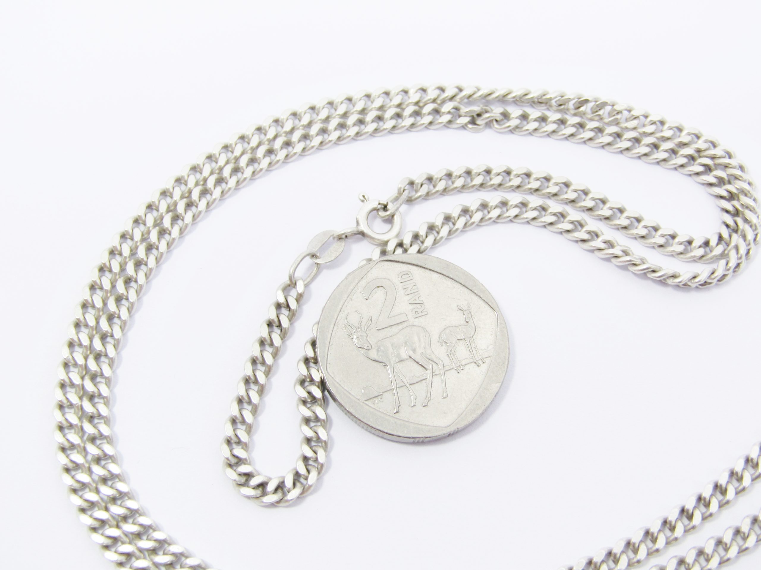 A Gorgeous Vintage Design Necklace in Sterling Silver