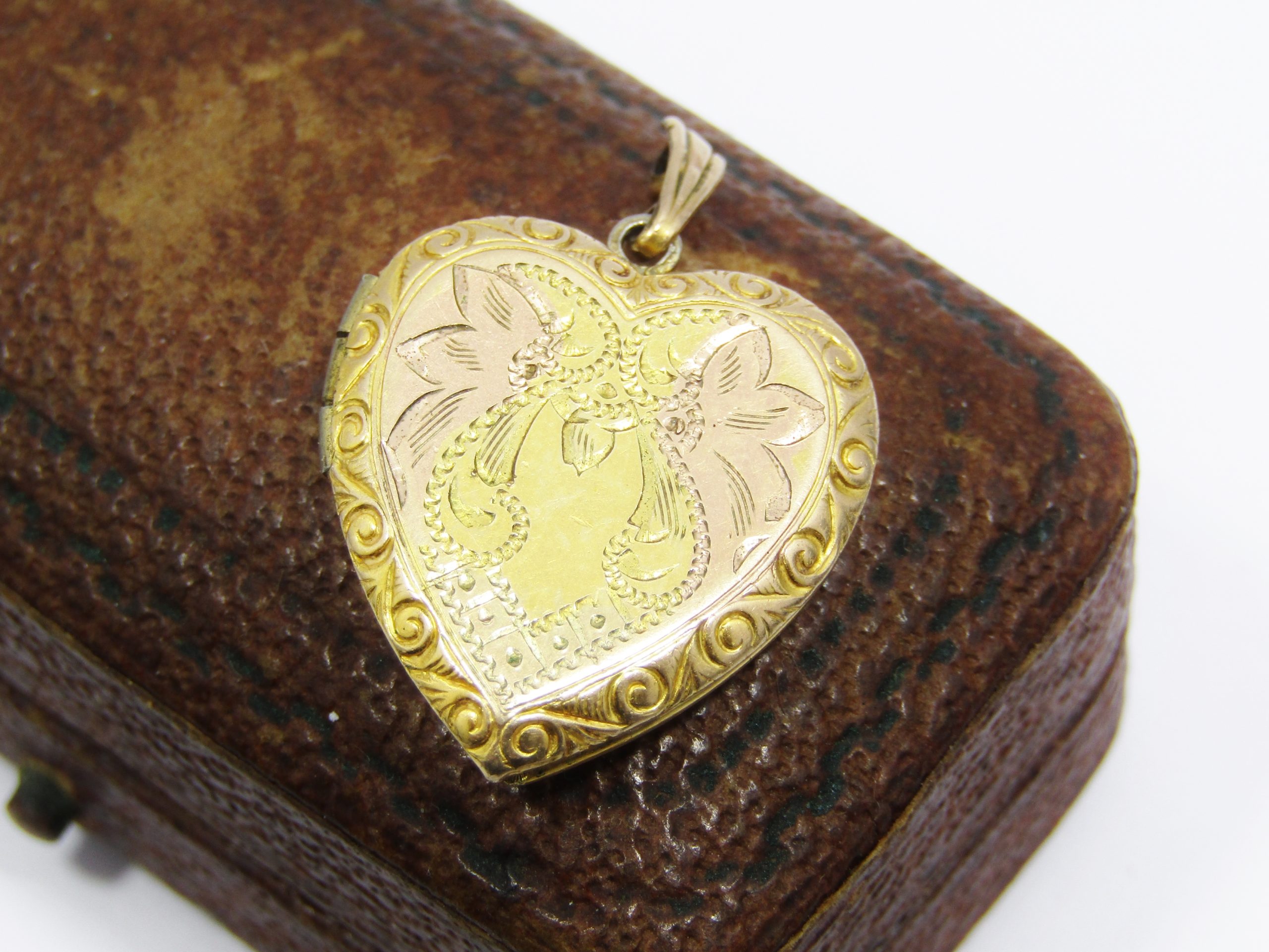 Beautiful Vintage Gold Filled Heart Locket Pendant
