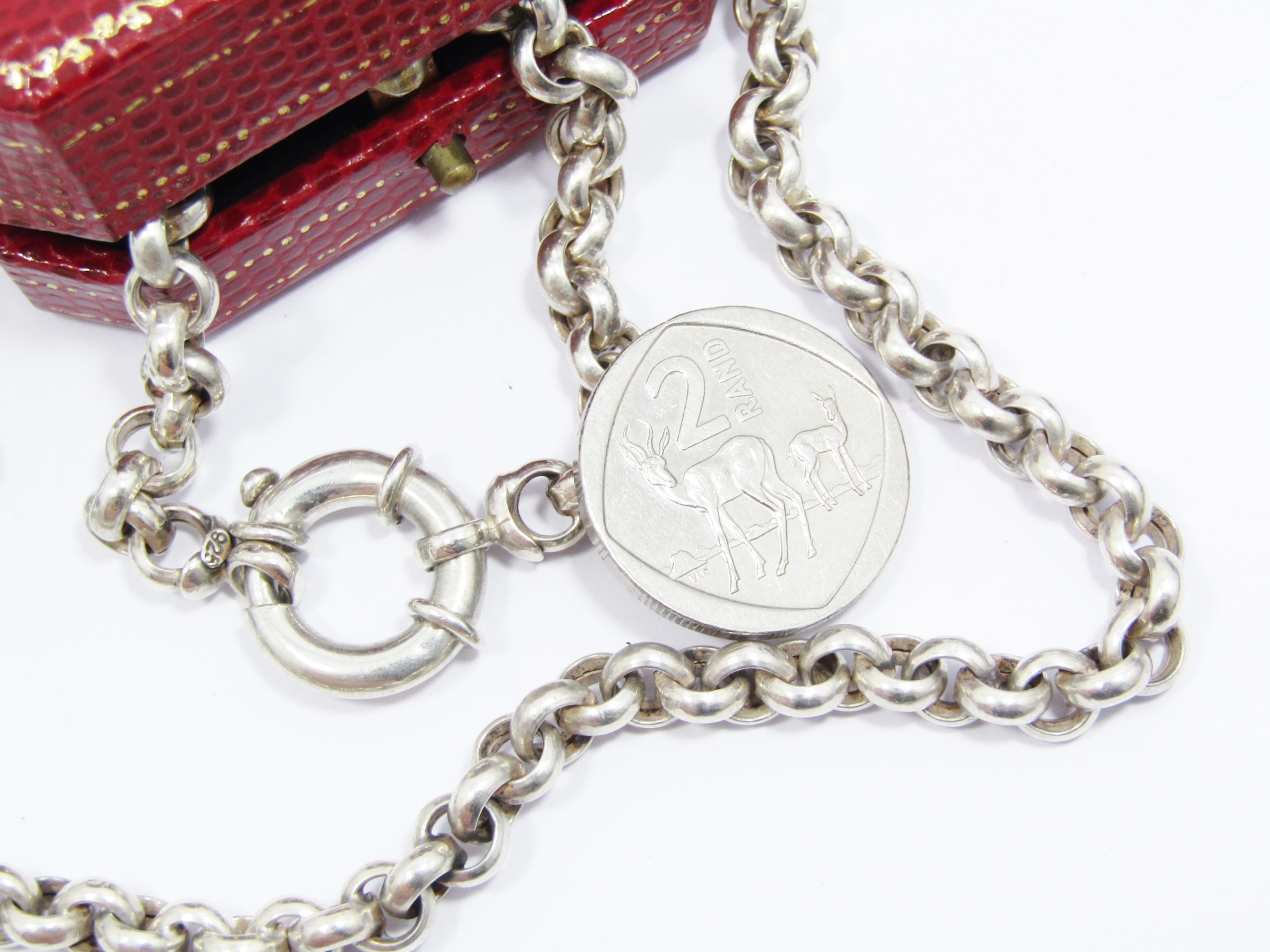 A Stunning Medium Size Round Link Necklace With a Signoretti Clasp in Sterling Silver.
