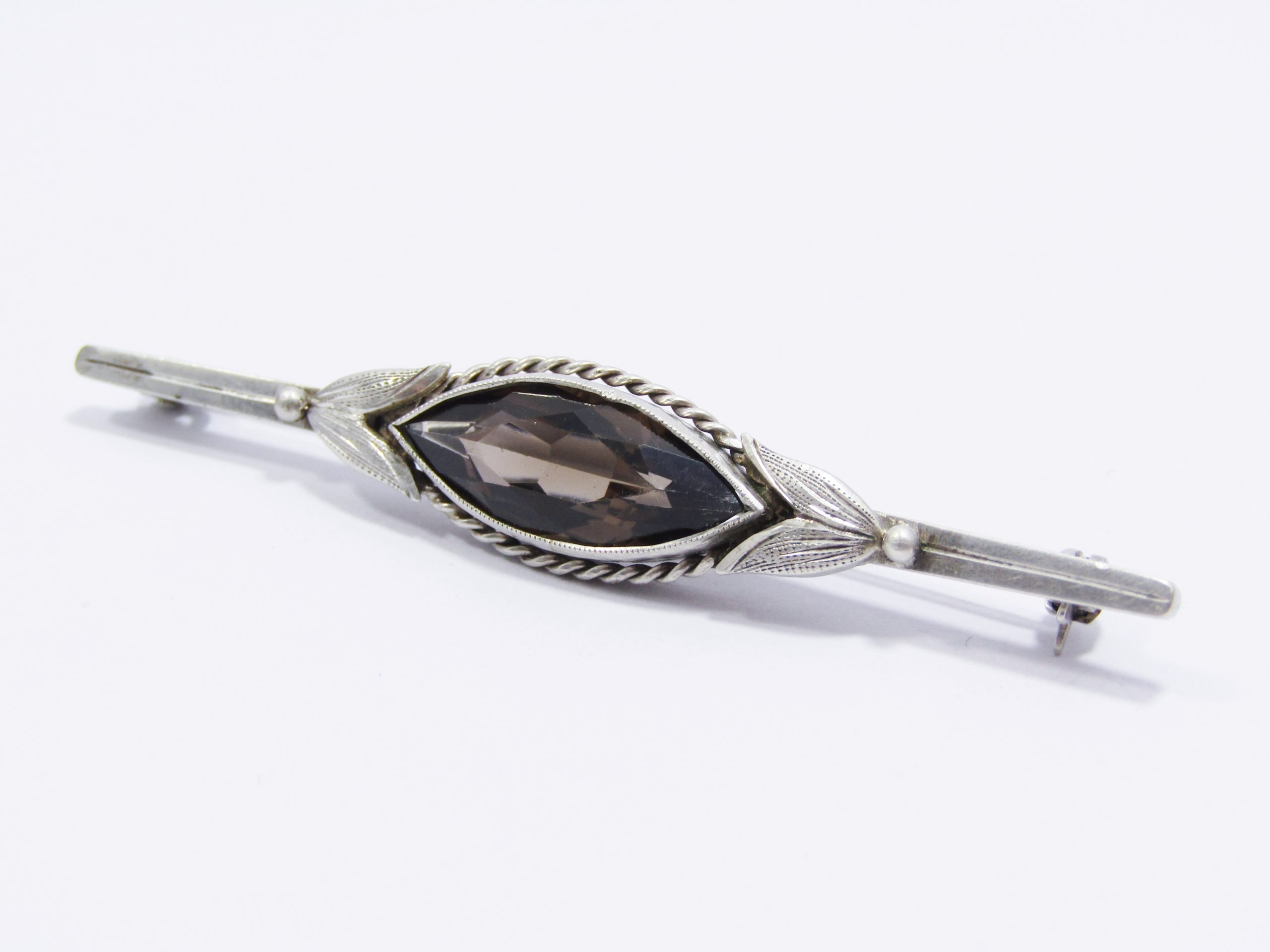 A Gorgeous Smokey Quartz Bar Brooch in 835 Silver