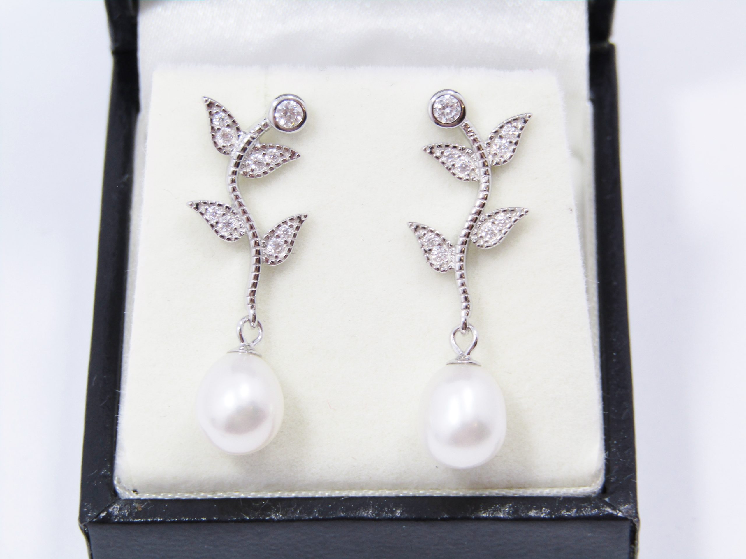 Sparkling CZ & Fresh Water Dangling Earrings in Sterling Silver