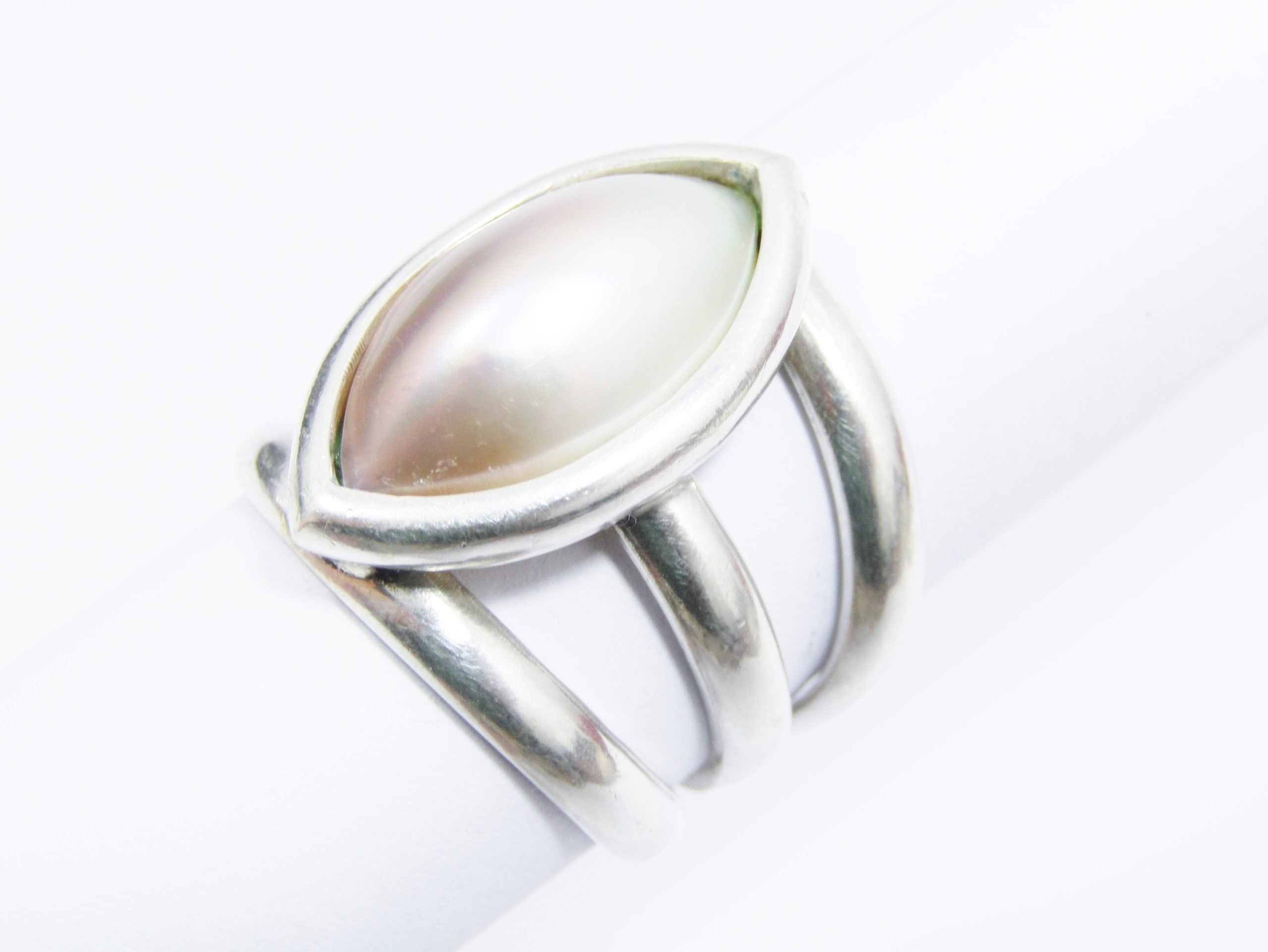 A Gorgeous Three Band in On Mabe Ring in Sterling Silver