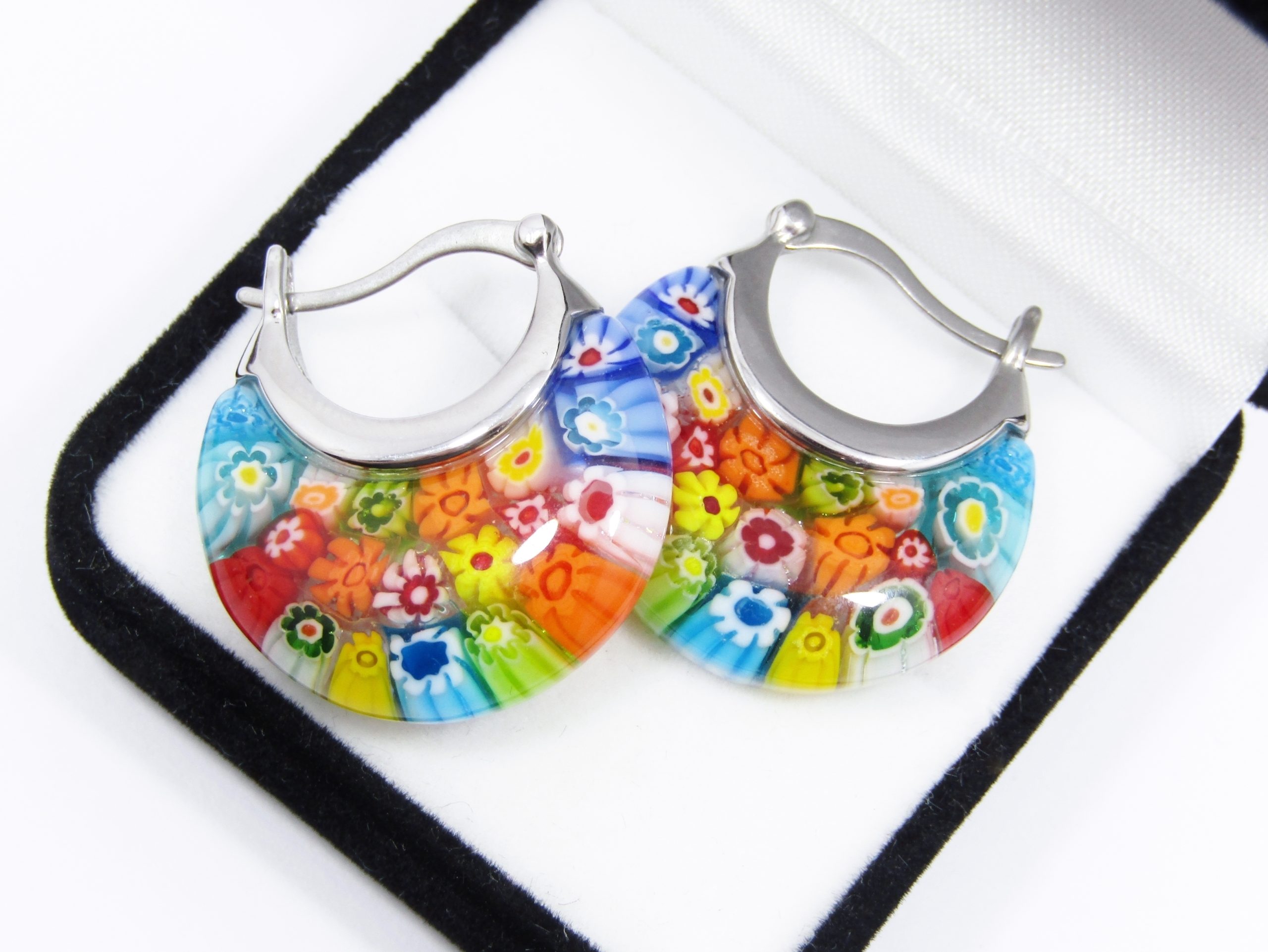 A Gorgeous Pair of Millefiori Design Silver Tone Earrings in Sterling Silver.
