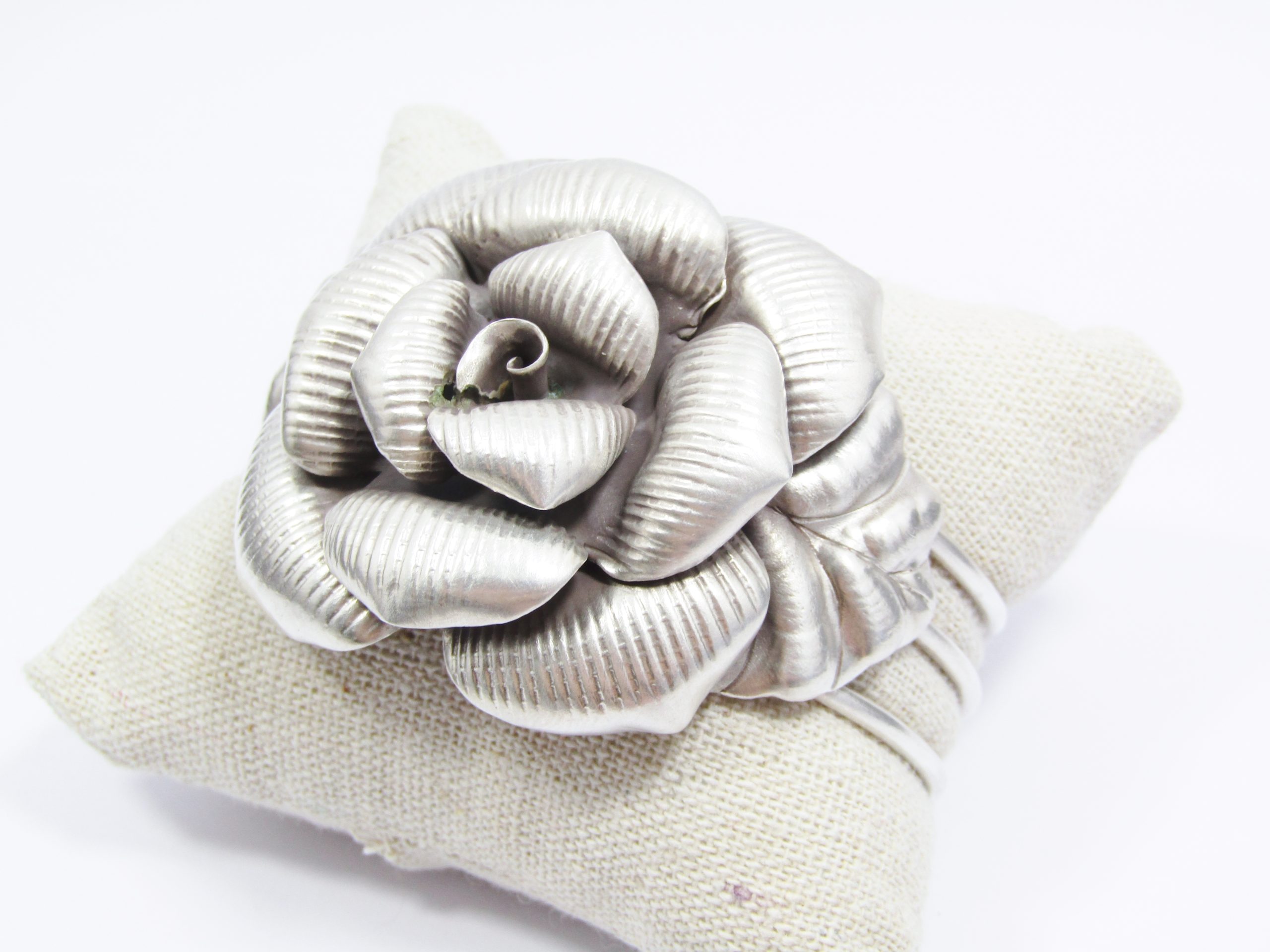 A Gorgeous Huge Flower Cuff Bangle in Sterling Silver