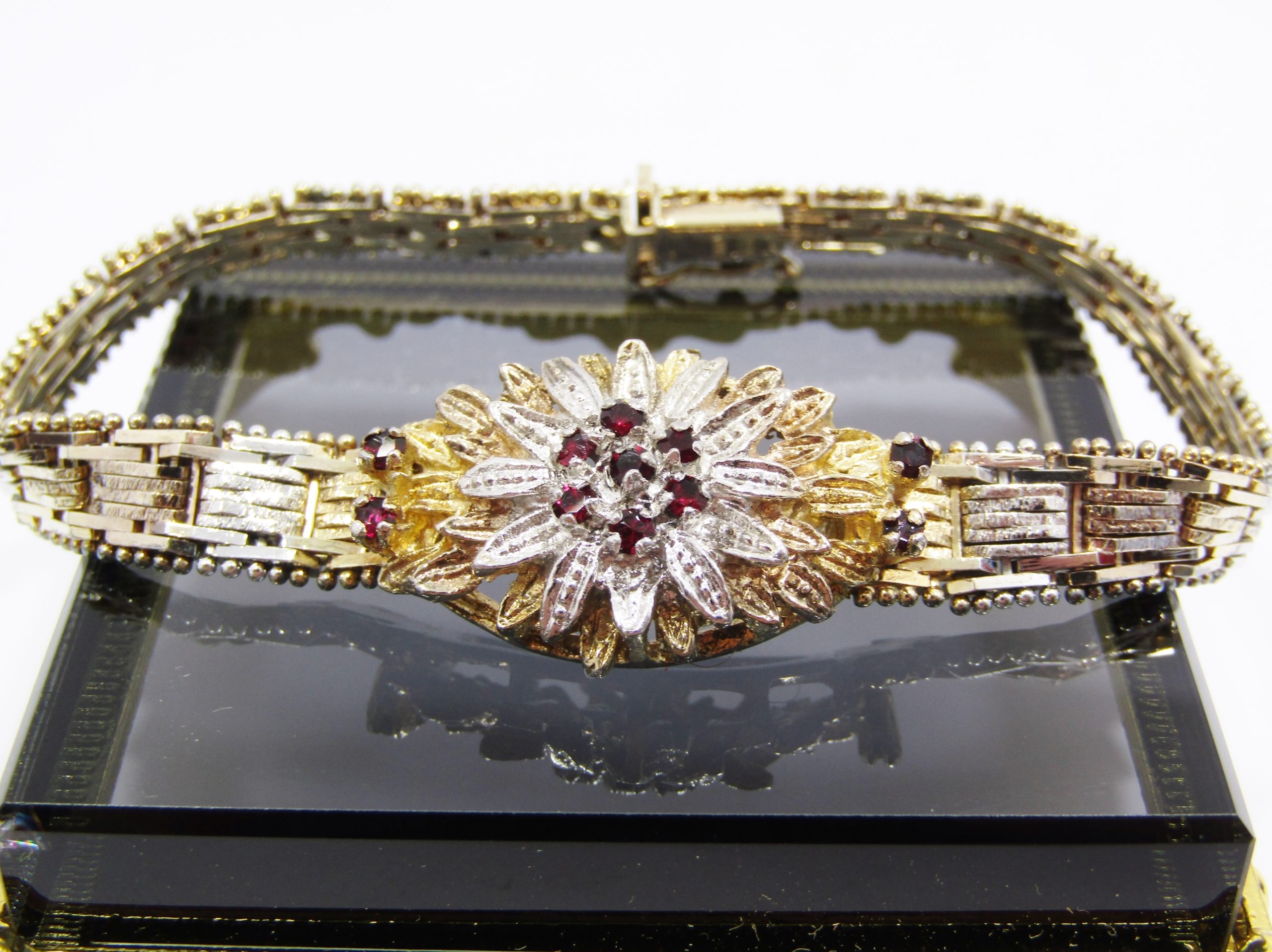 A Gorgeous Vintage Italian Design Two Tone Graduating Bracelet in Sterling Silver