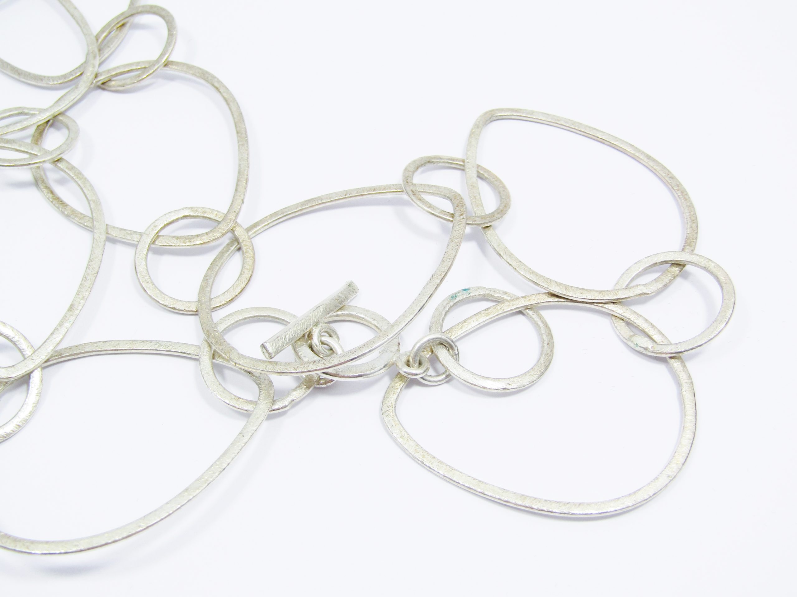Lovely Brushed Silver-Tone Costume Jewellery Necklace