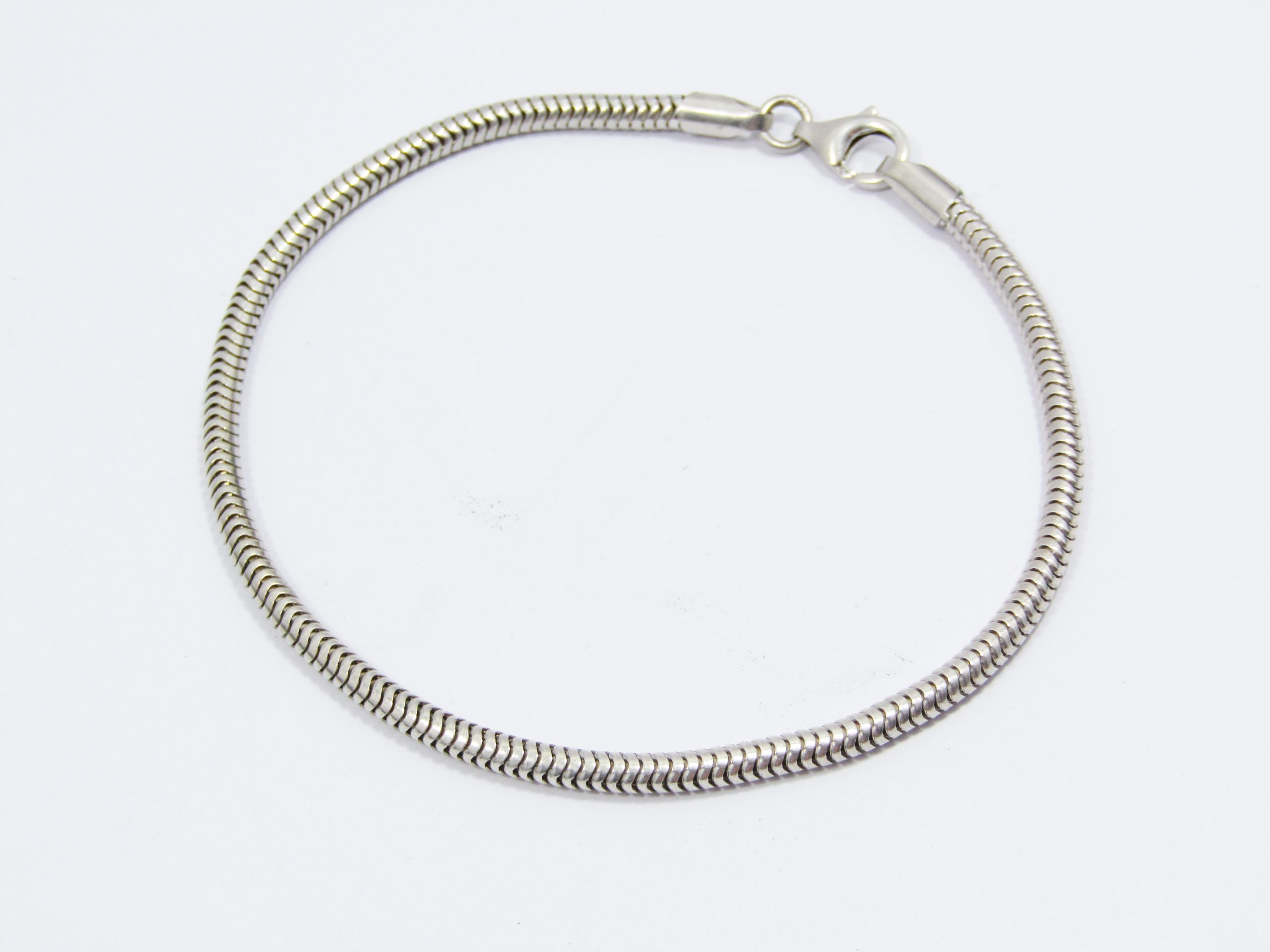 A Lovely Snake Design Bracelet in Sterling Silver