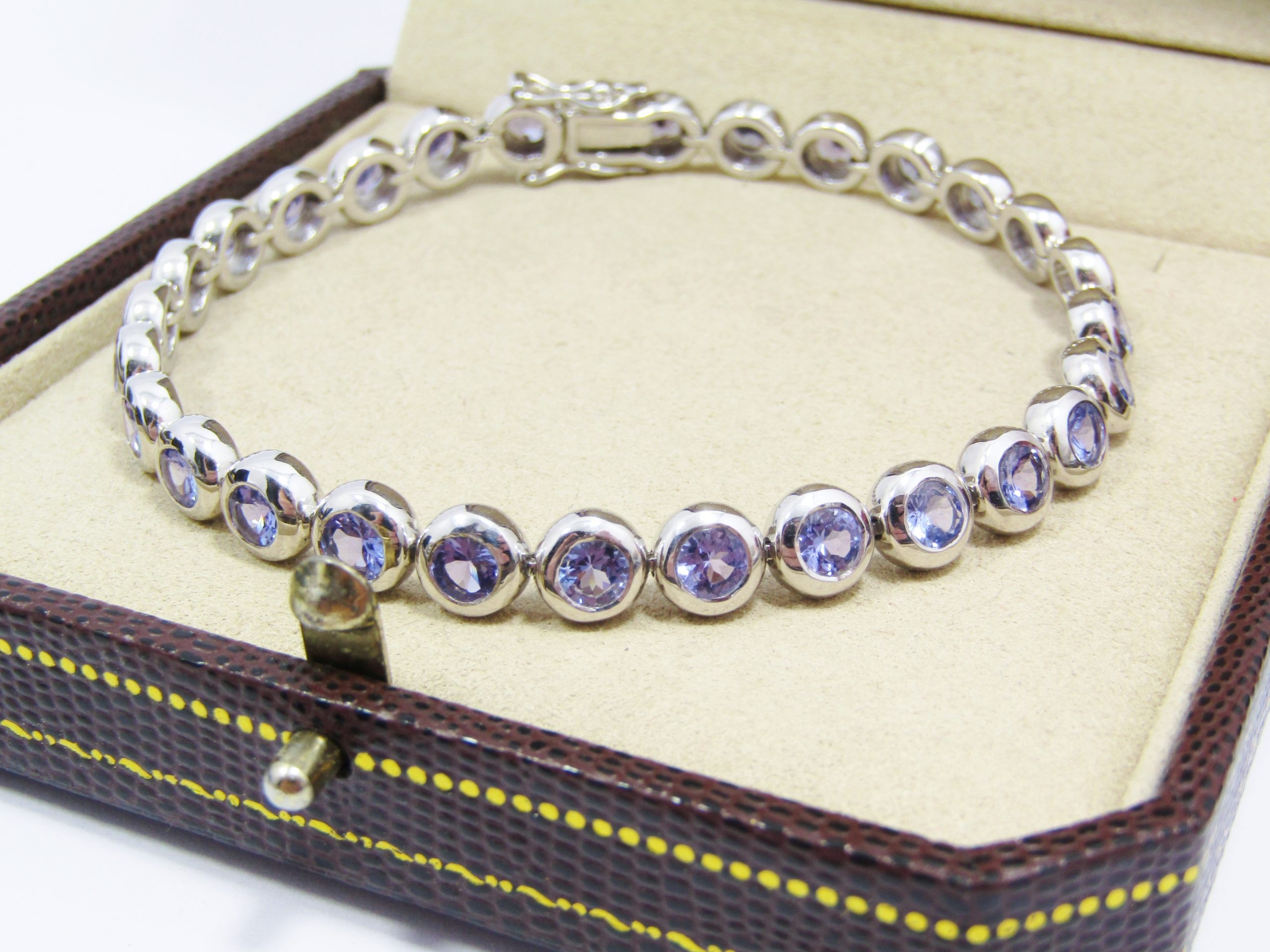 Beautiful! Sterling Silver & 7CTW Tanzanite Bracelet