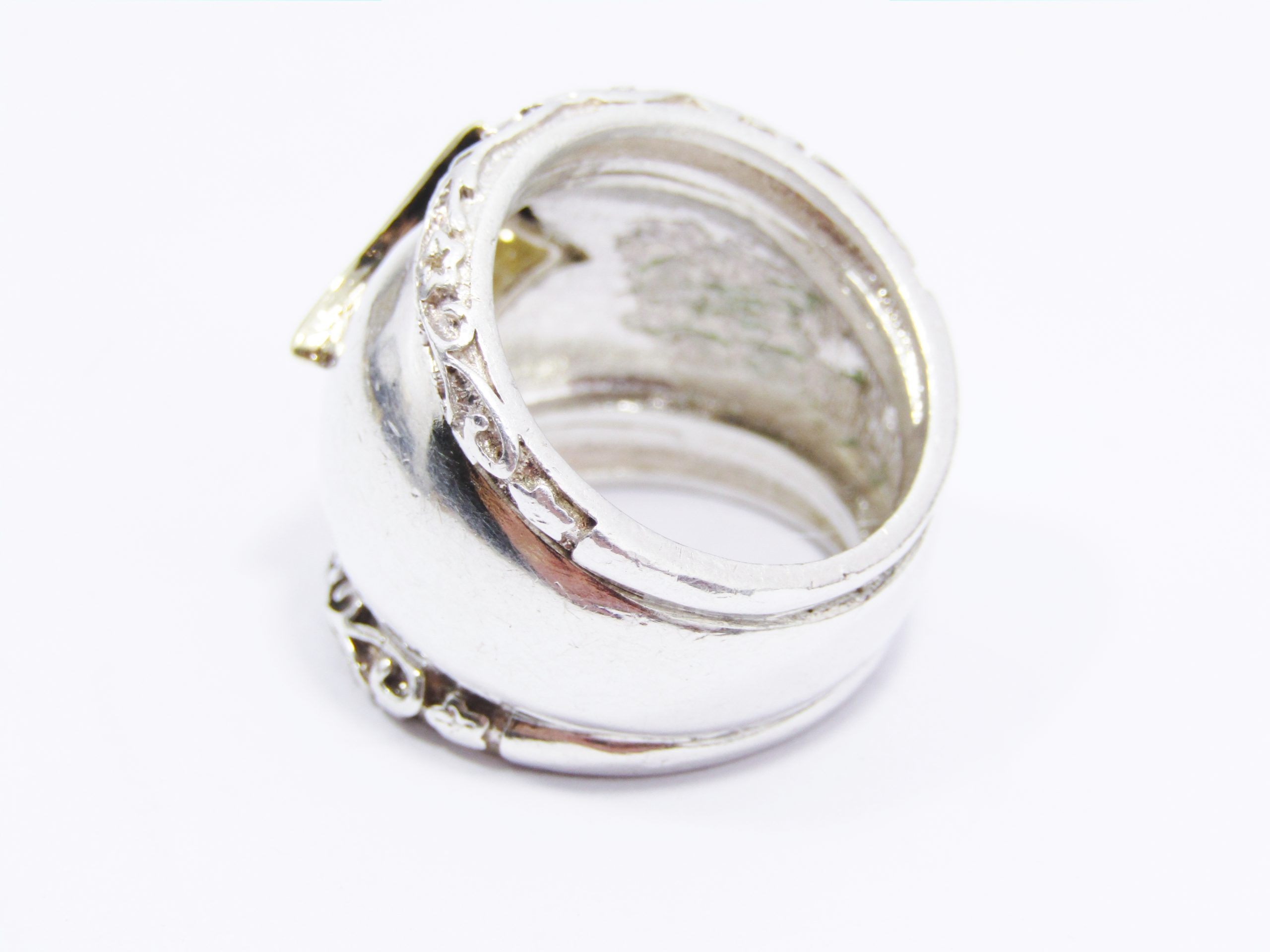 A Gorgeous Chunky Ring set in Sterling Silver and 9ct Gold