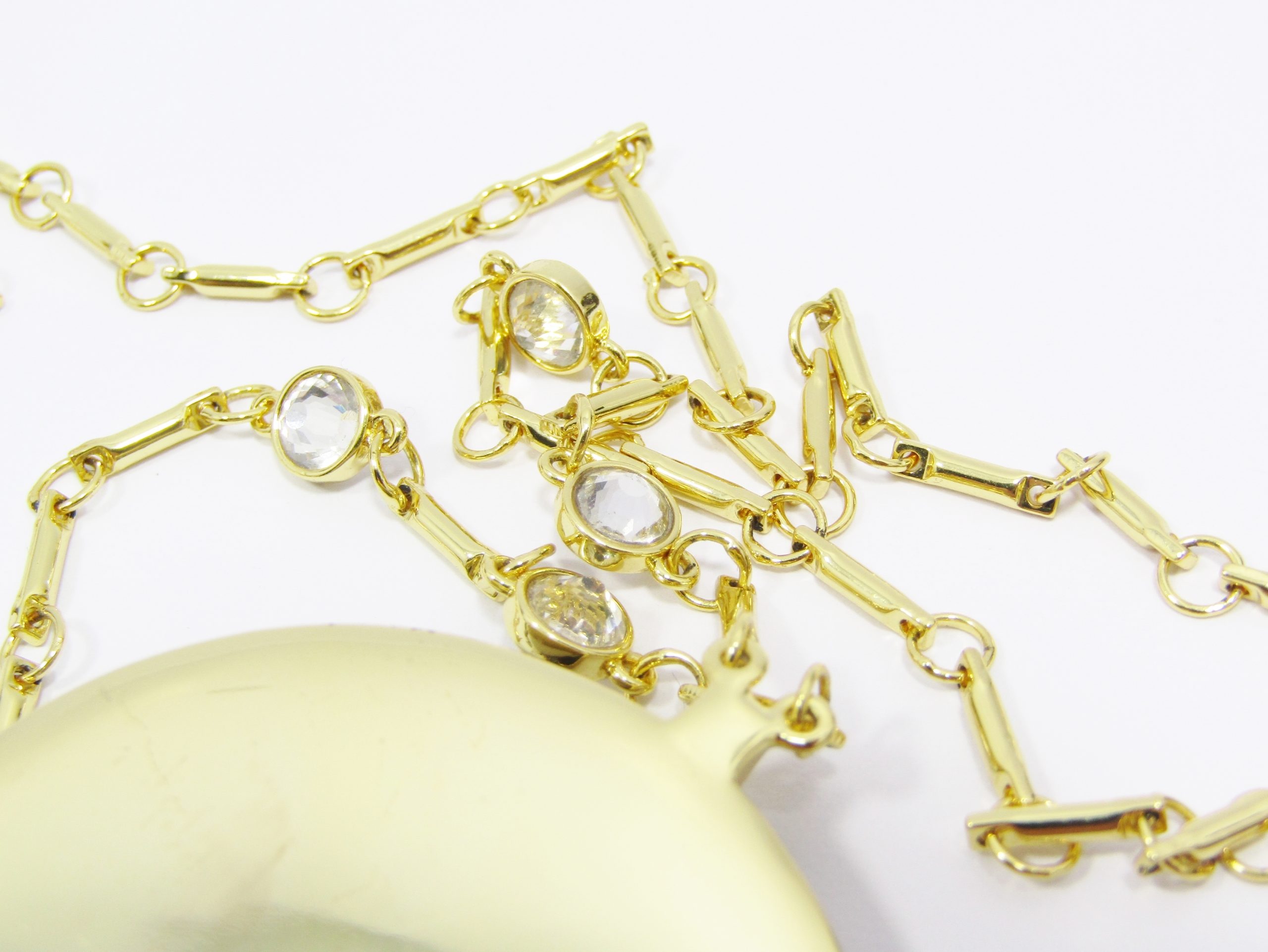 A Gorgeous Large Gold Plated Goebel Design Porcelain  Necklace