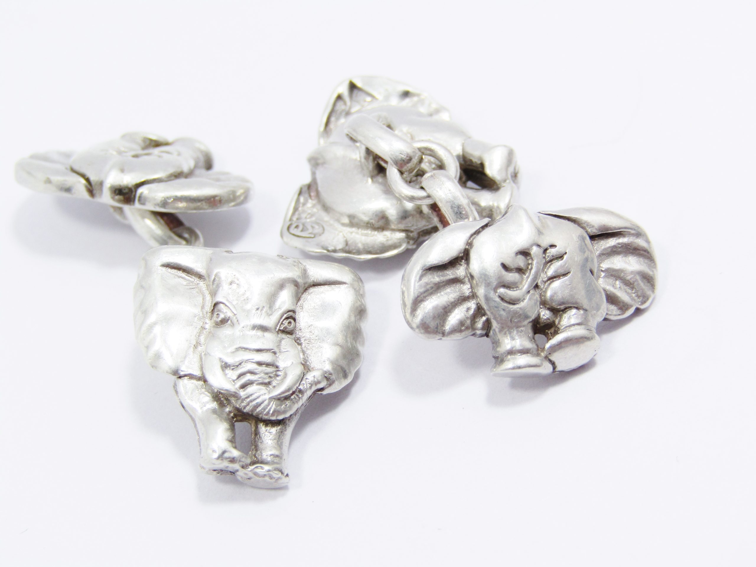 Beautiful! Patrick Mavros Elephant Front/Back Silver Cufflinks