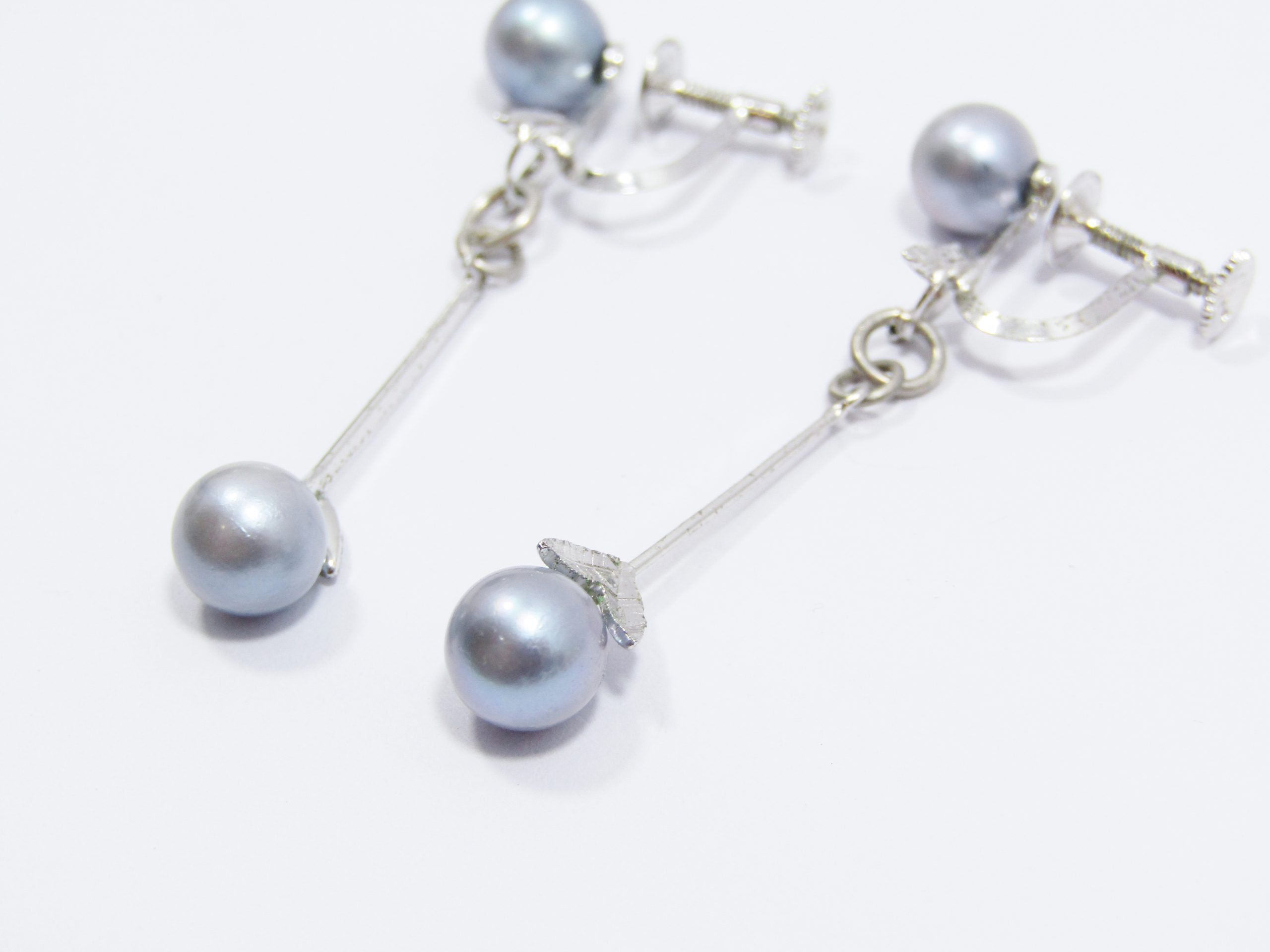 A Stunning Pair of Blue dyed Fresh Water Pearl Screw Back Dangling Earrings in Sterling Silver