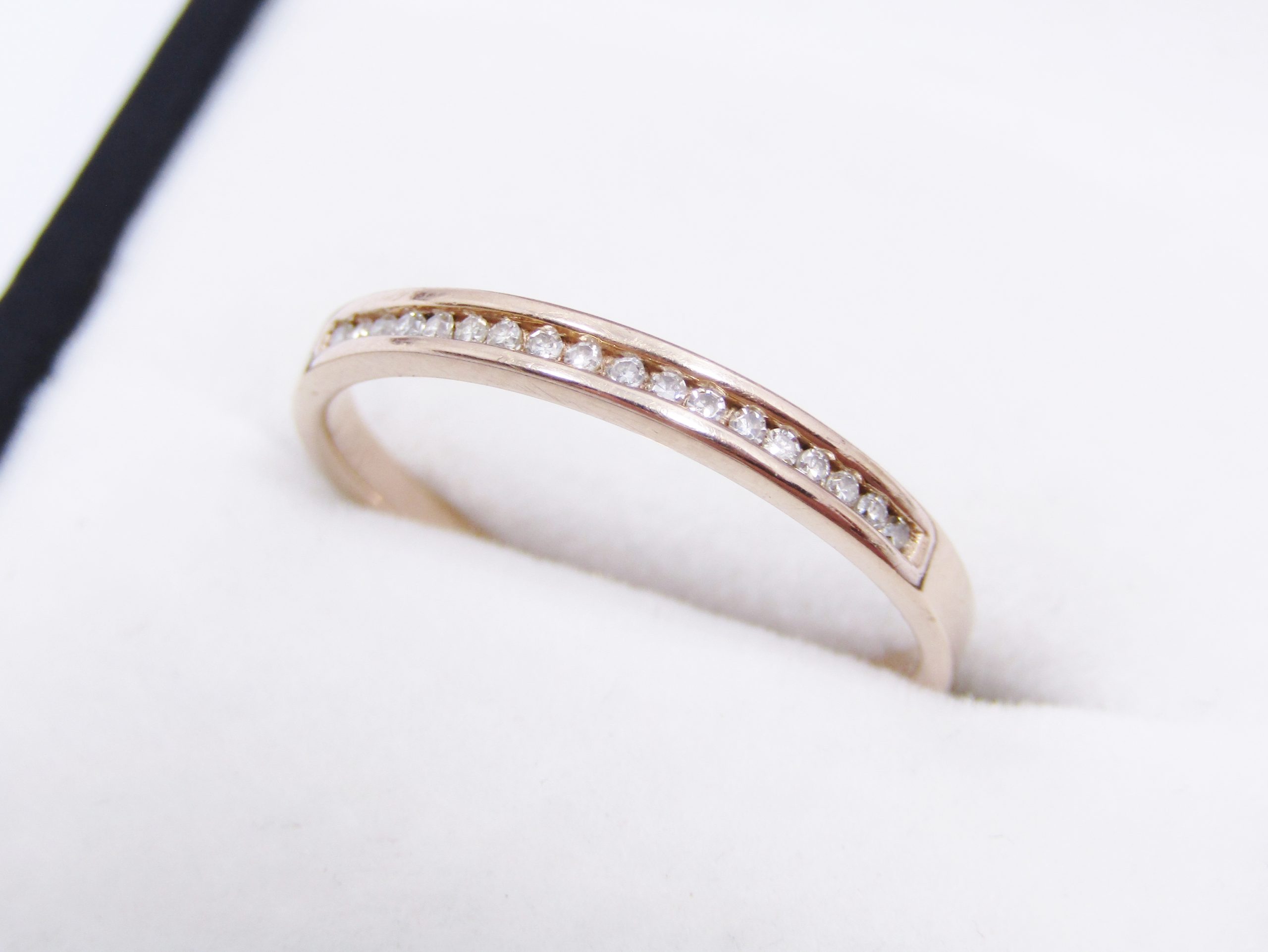 Lovely! 9CT Rose Gold Half Eternity Diamond Ring
