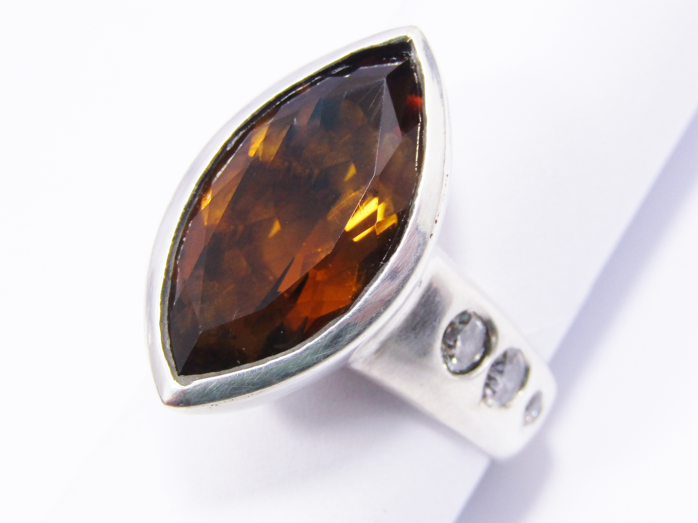 A Gorgeous Chunky Pear Shame Honey Quartz Stone with clear Zirconia Ring in Sterling Silver.