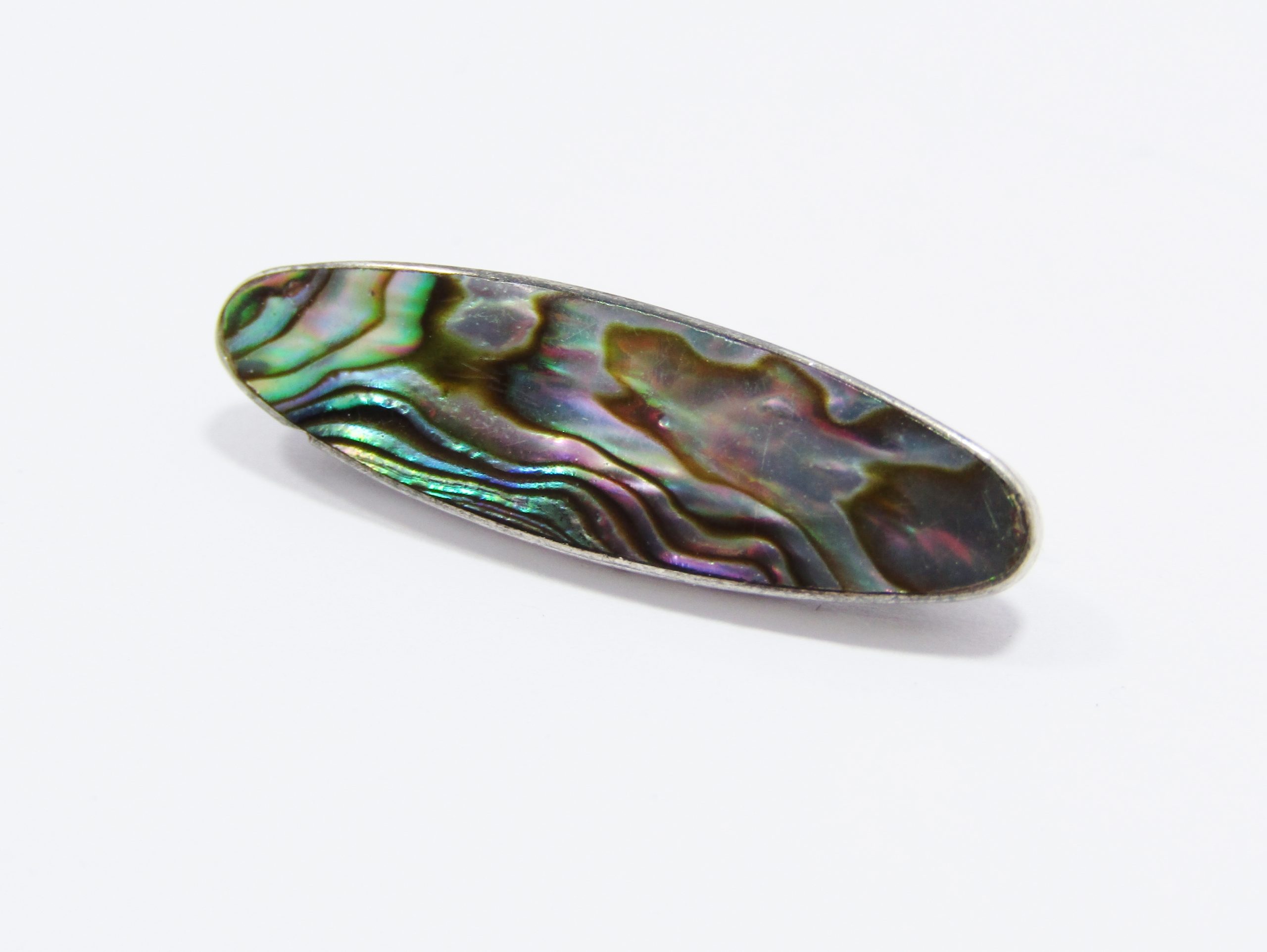 A Lovely Paui shell Bar brooch in Sterling Silver