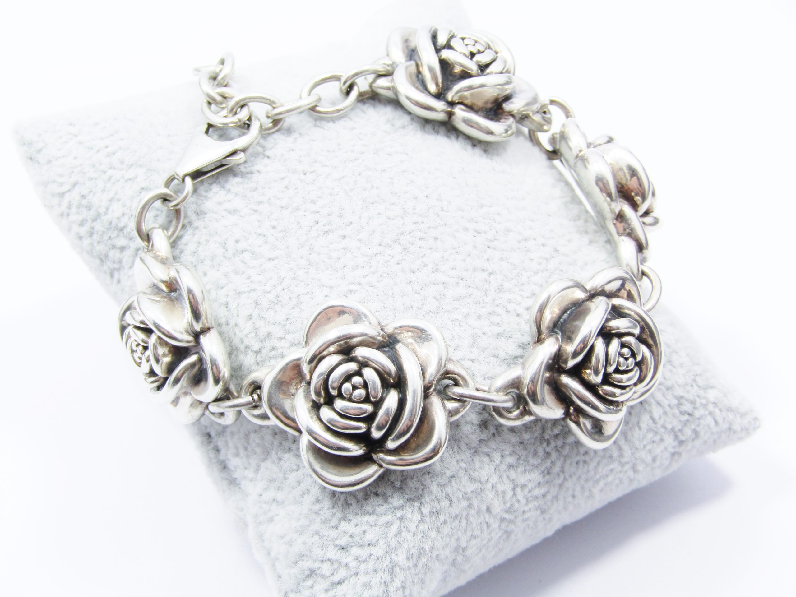 Stunning Hollow Design Flower Bracelet in Sterling Silver