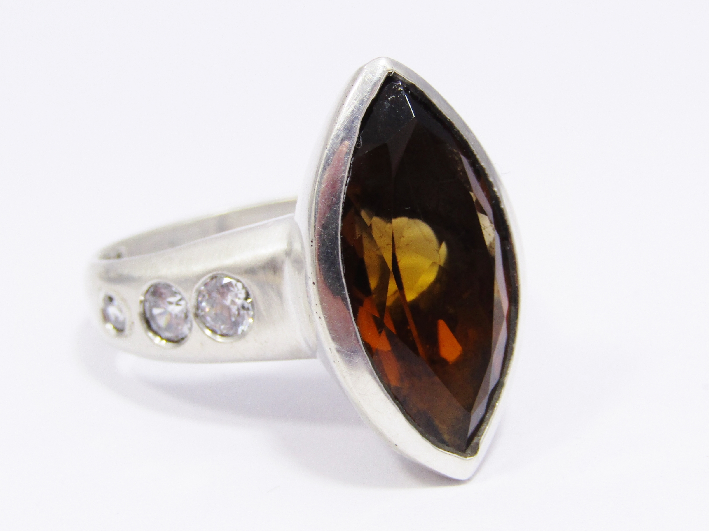 A Gorgeous Chunky Pear Shame Honey Quartz Stone with clear Zirconia Ring in Sterling Silver.
